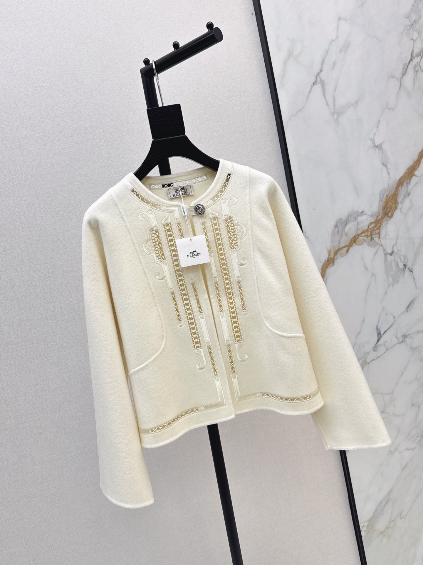 Her 26fw embroidery woolen jacket