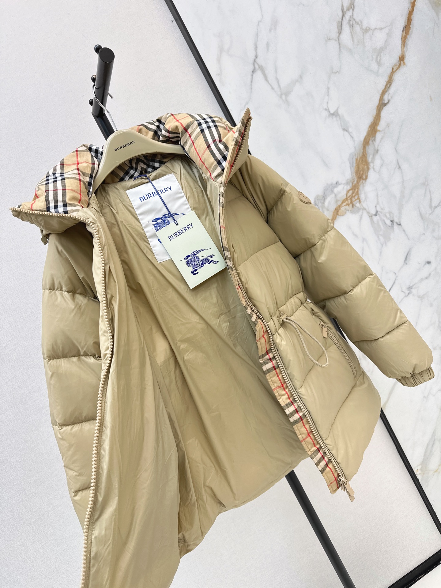 Bur 26fw hooded drawstring down jacket