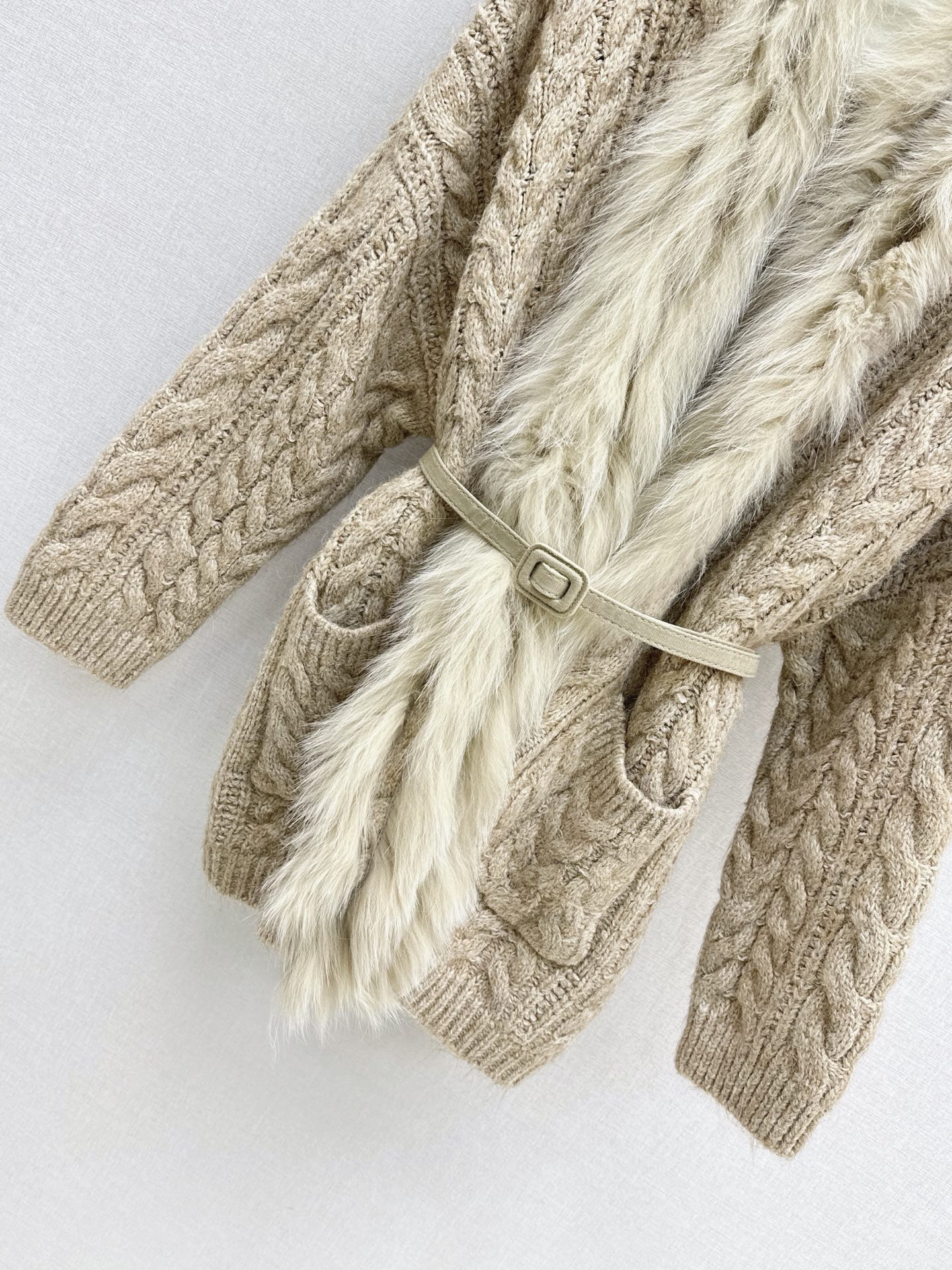 Fen 26fw fur-trim knit cardigan