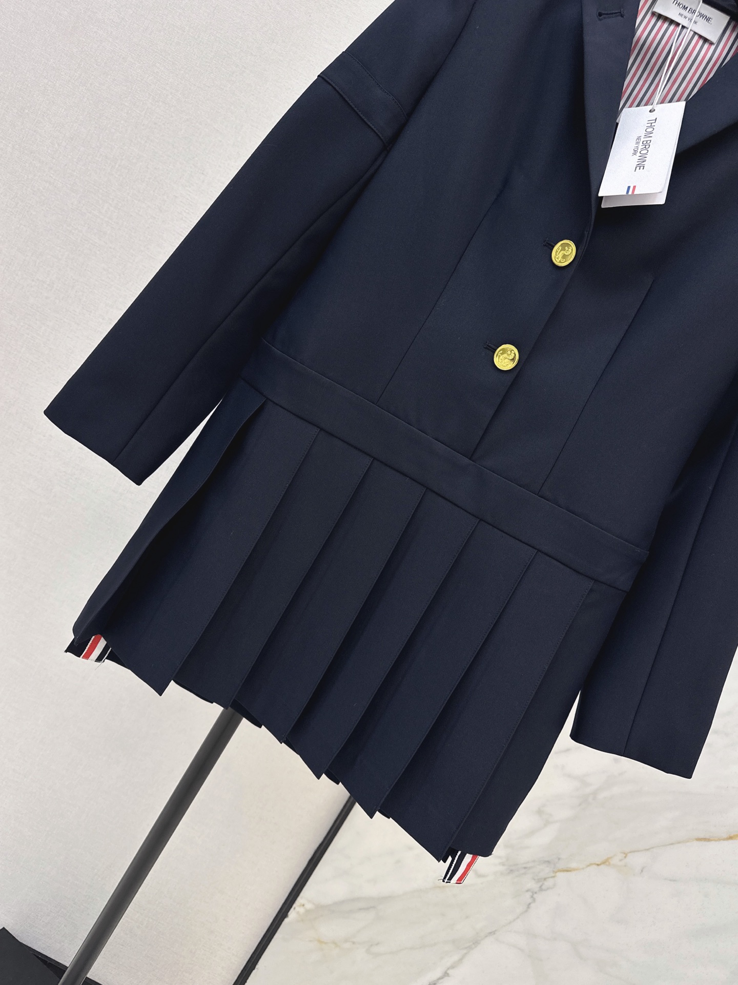 Thom 26fw contract pleated dress