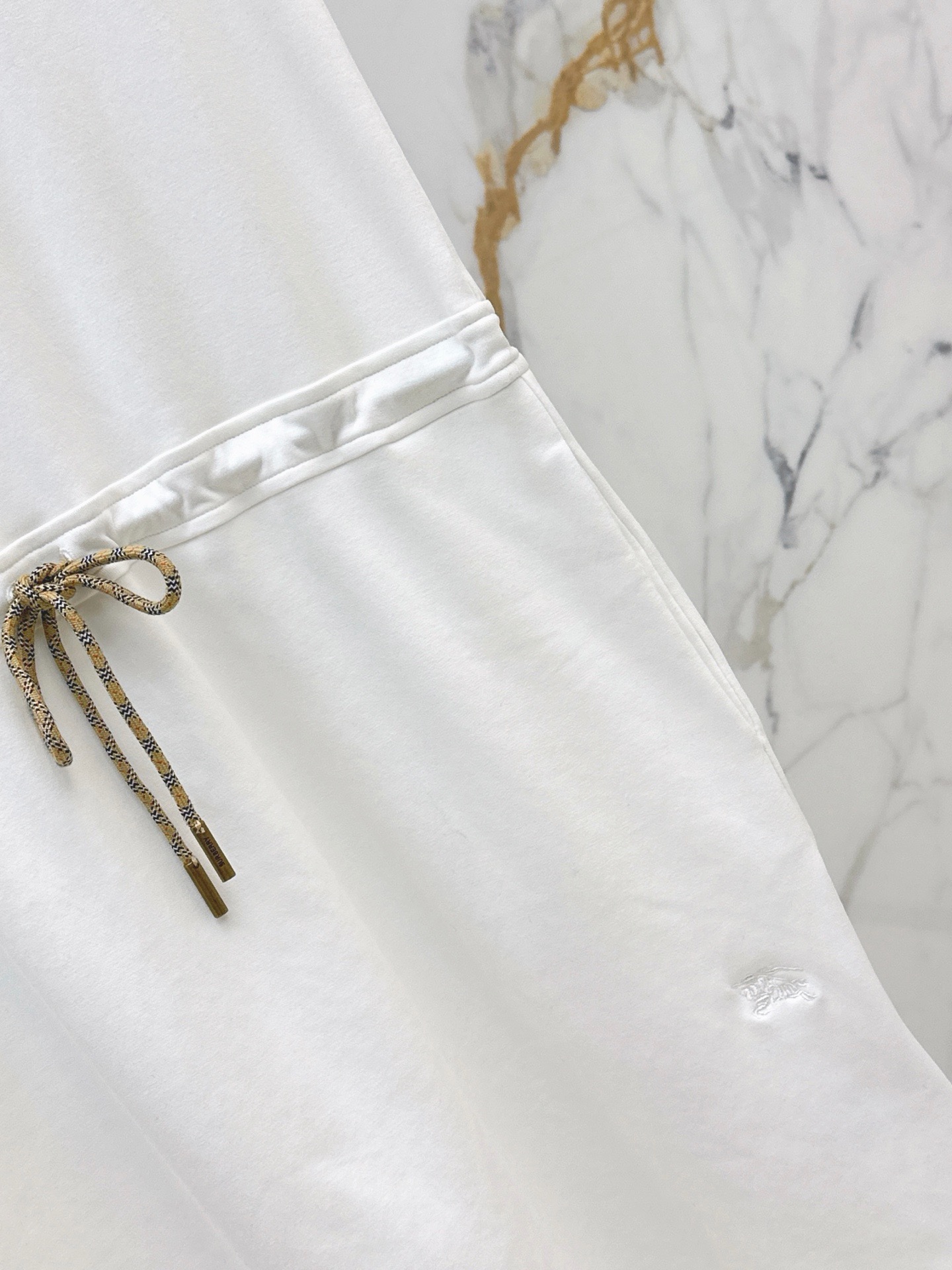 Bur 26ss sleeveless dress