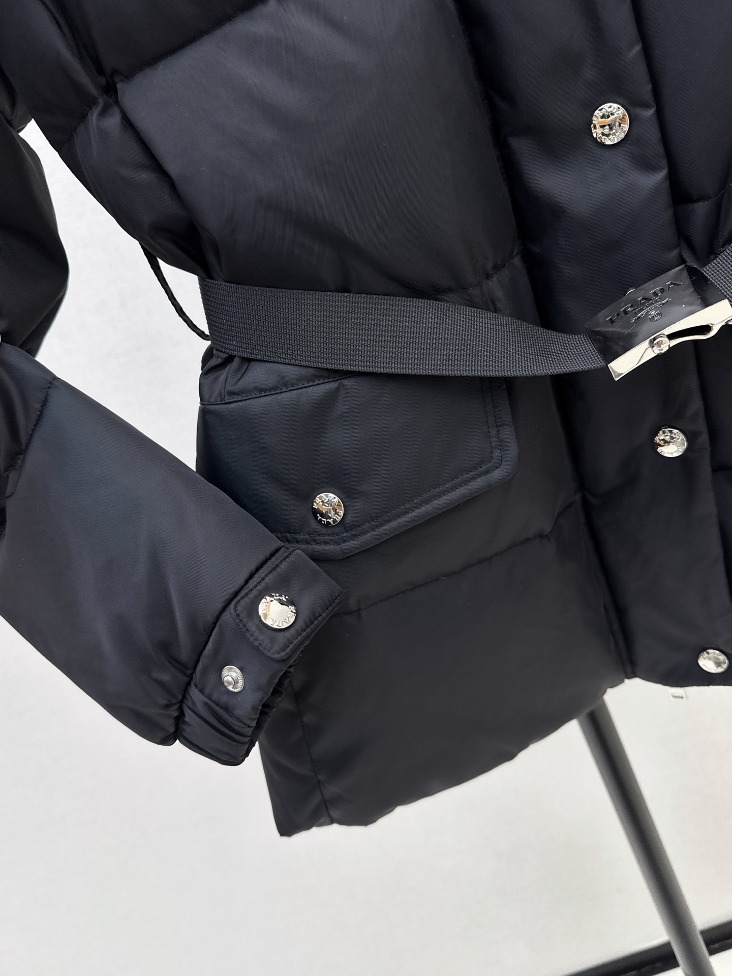 Pra 26fw hooded down jacket