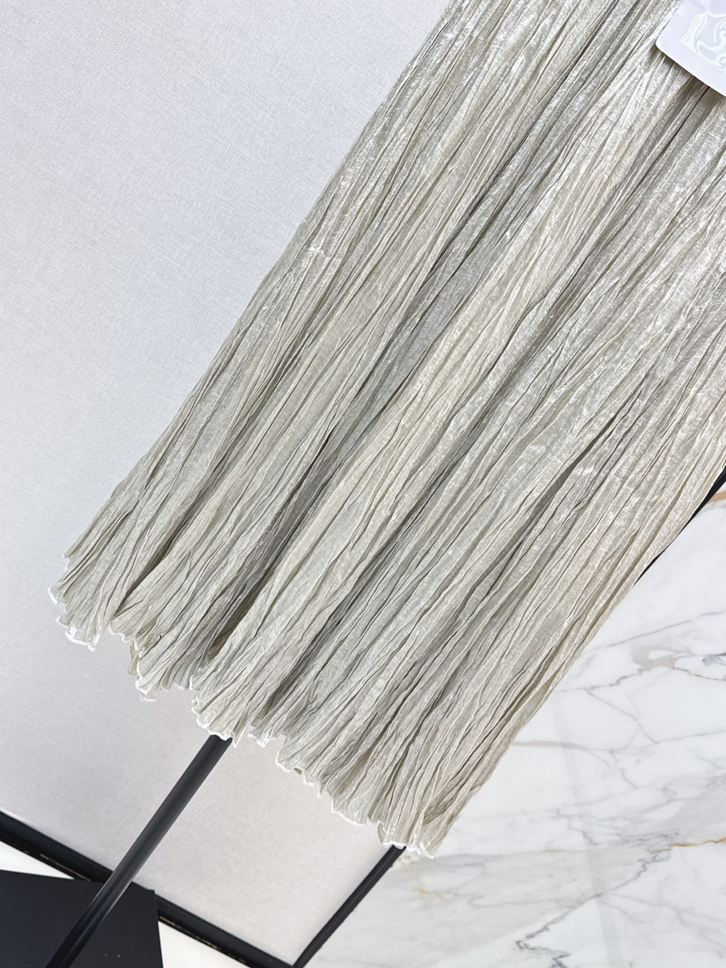 Chan 26fw pleated skirt