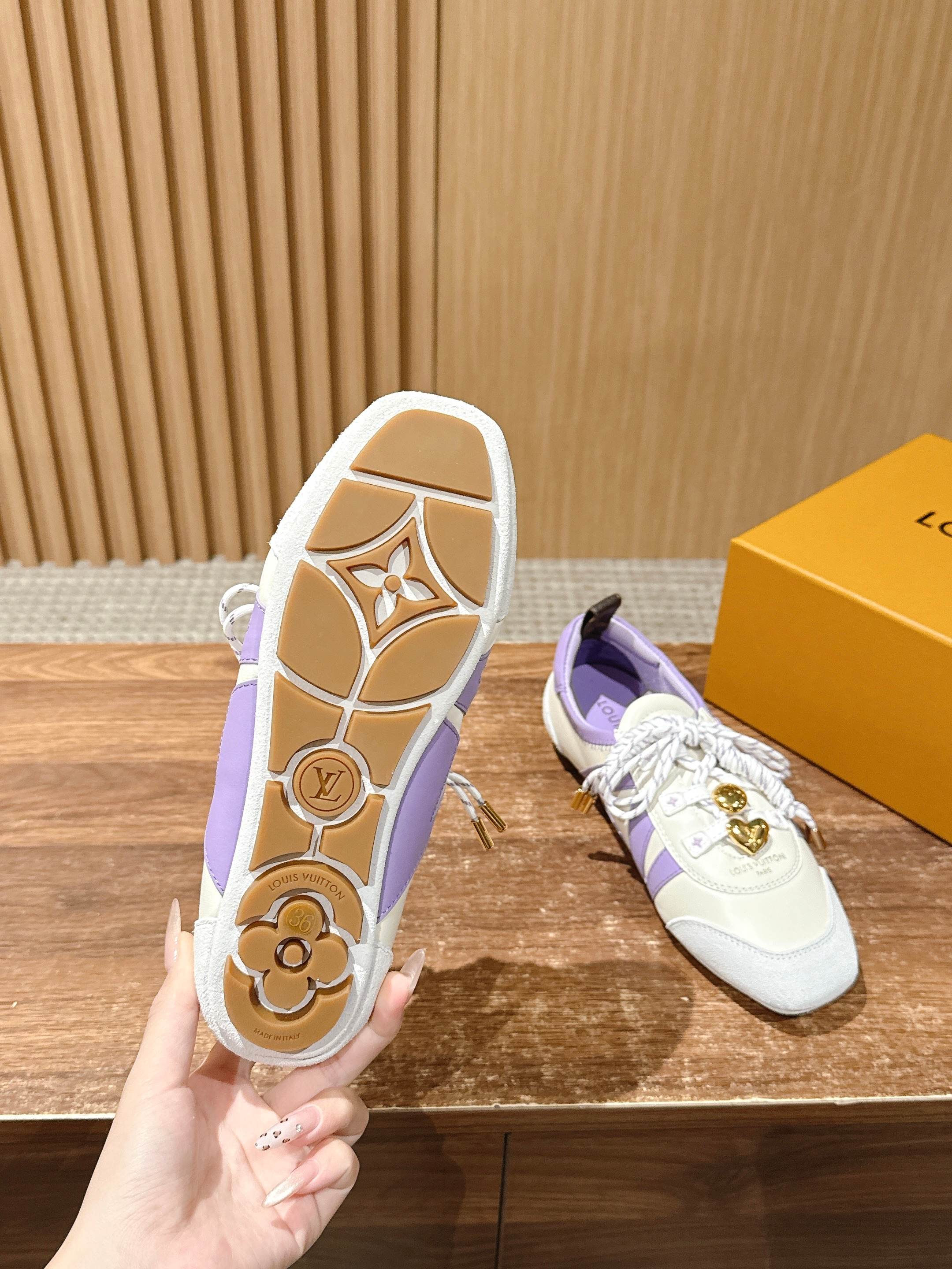 Loui 25fw sneaker