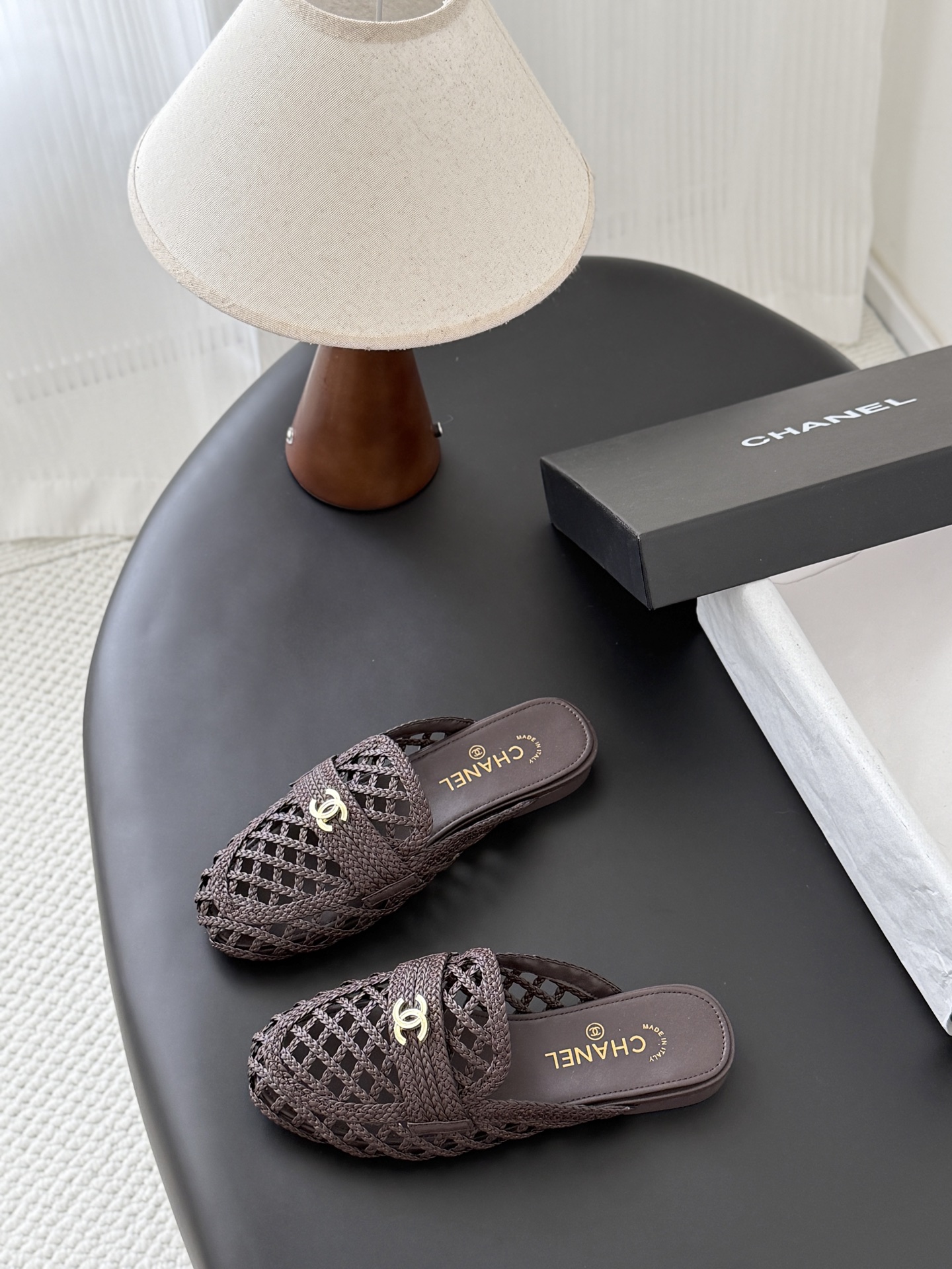 Chan 26ss woven slippers