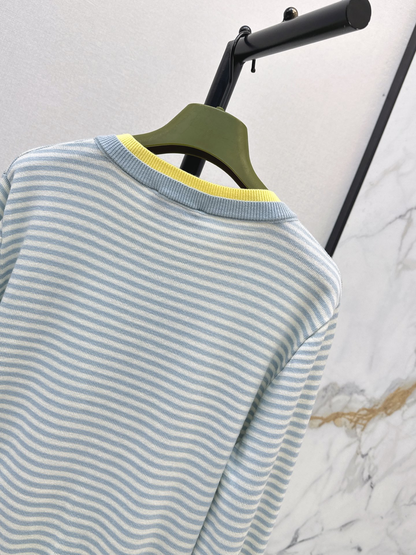 Guc 26fw stripe cardigan