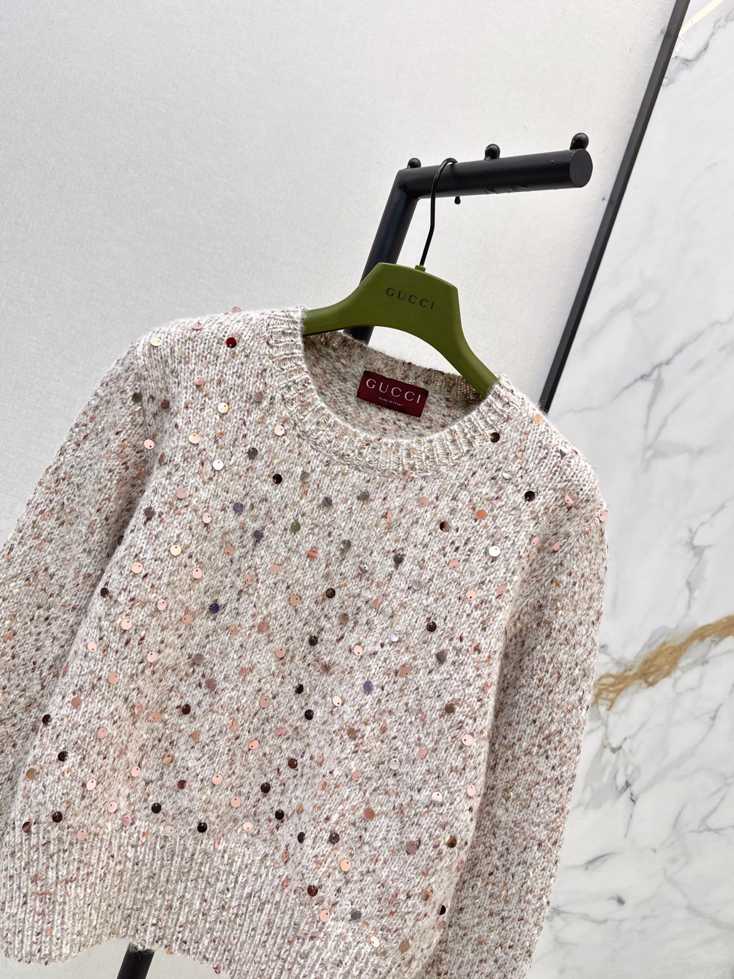 Guc 26fw sequin knit sweater