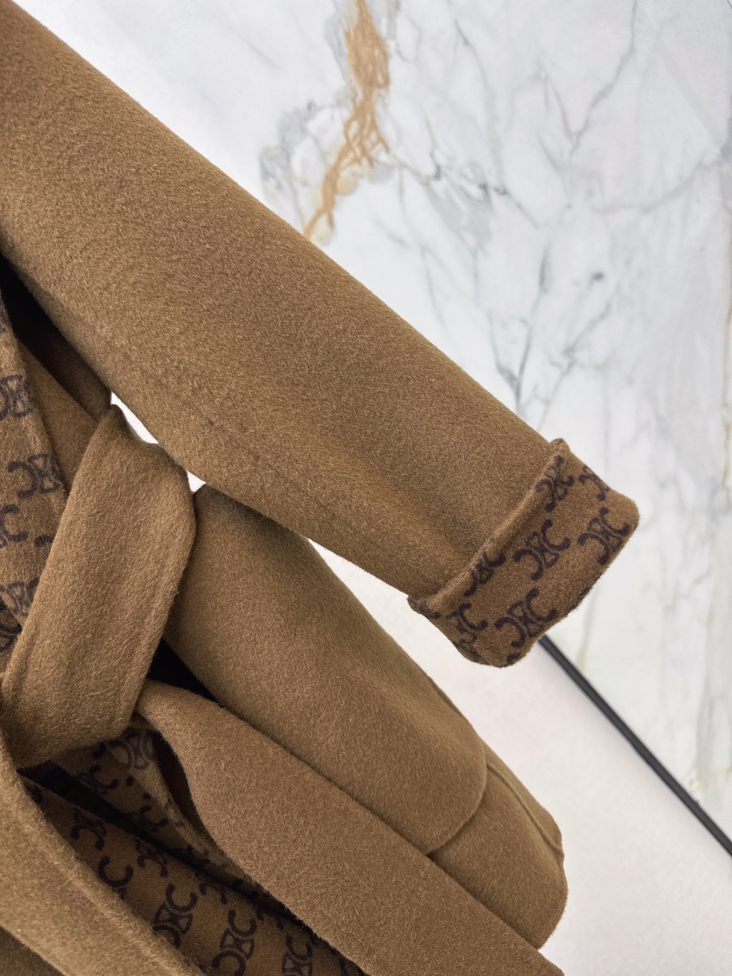 Celi 26fw cropped woolen overcoast