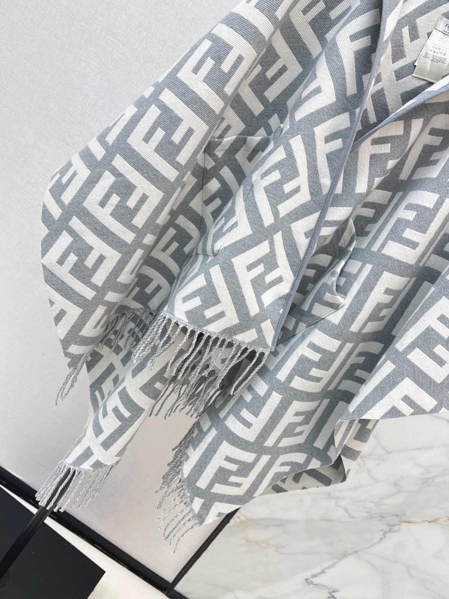 Fen 26fw cashmere hooded shawls cape