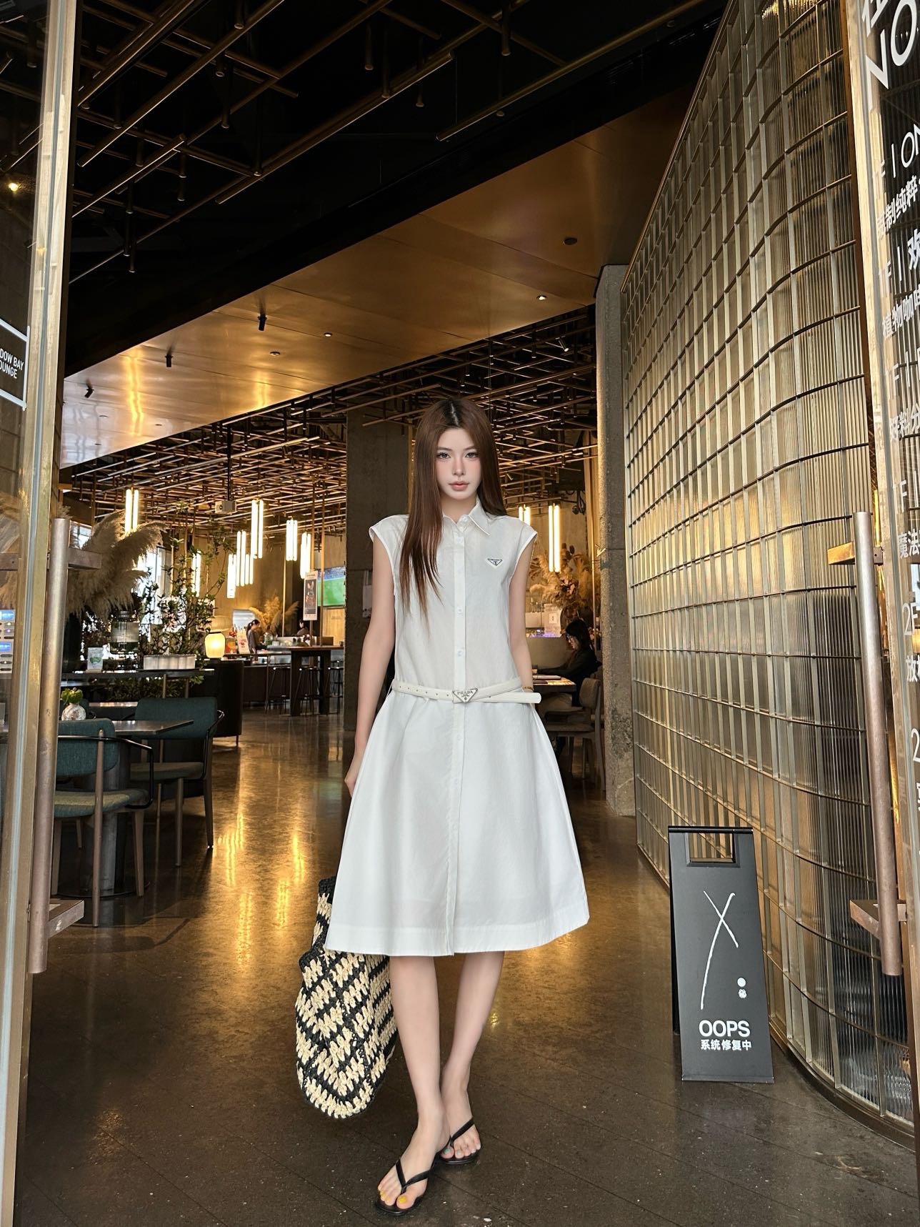 CD 26ss sleeveless polo dress