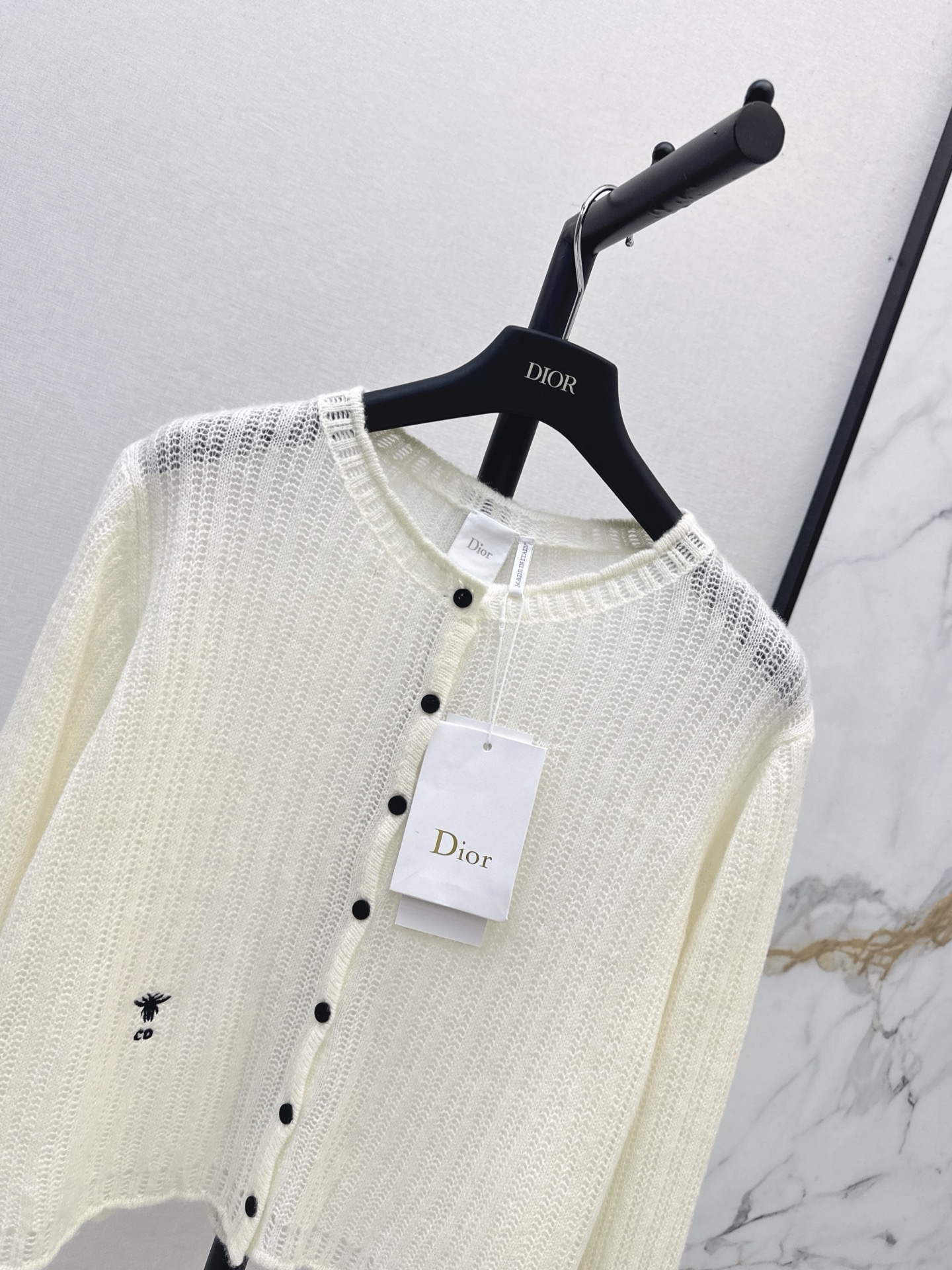 CD 26fw bee embroidery cardigan