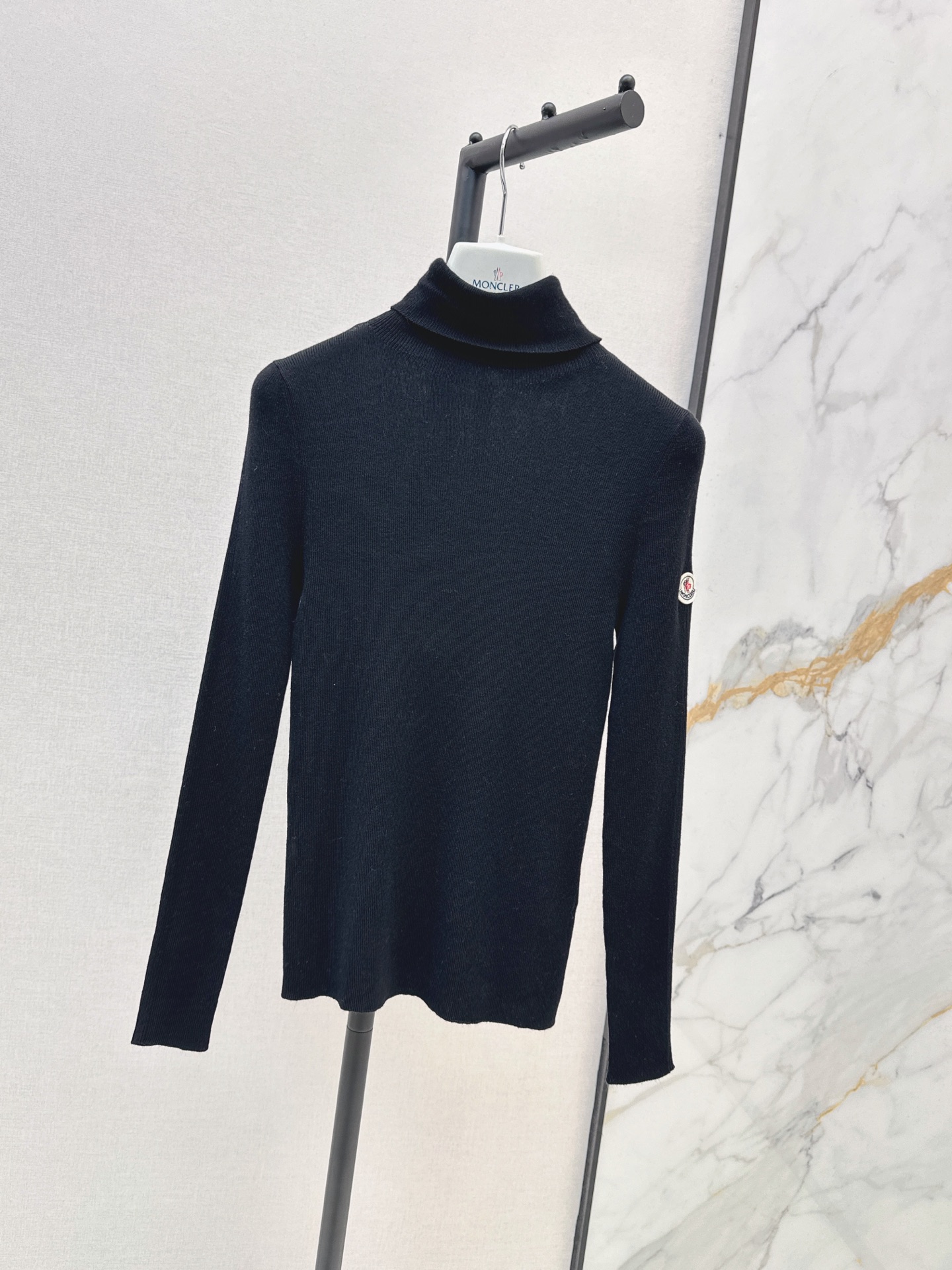 Monc 26fw knit basic tee