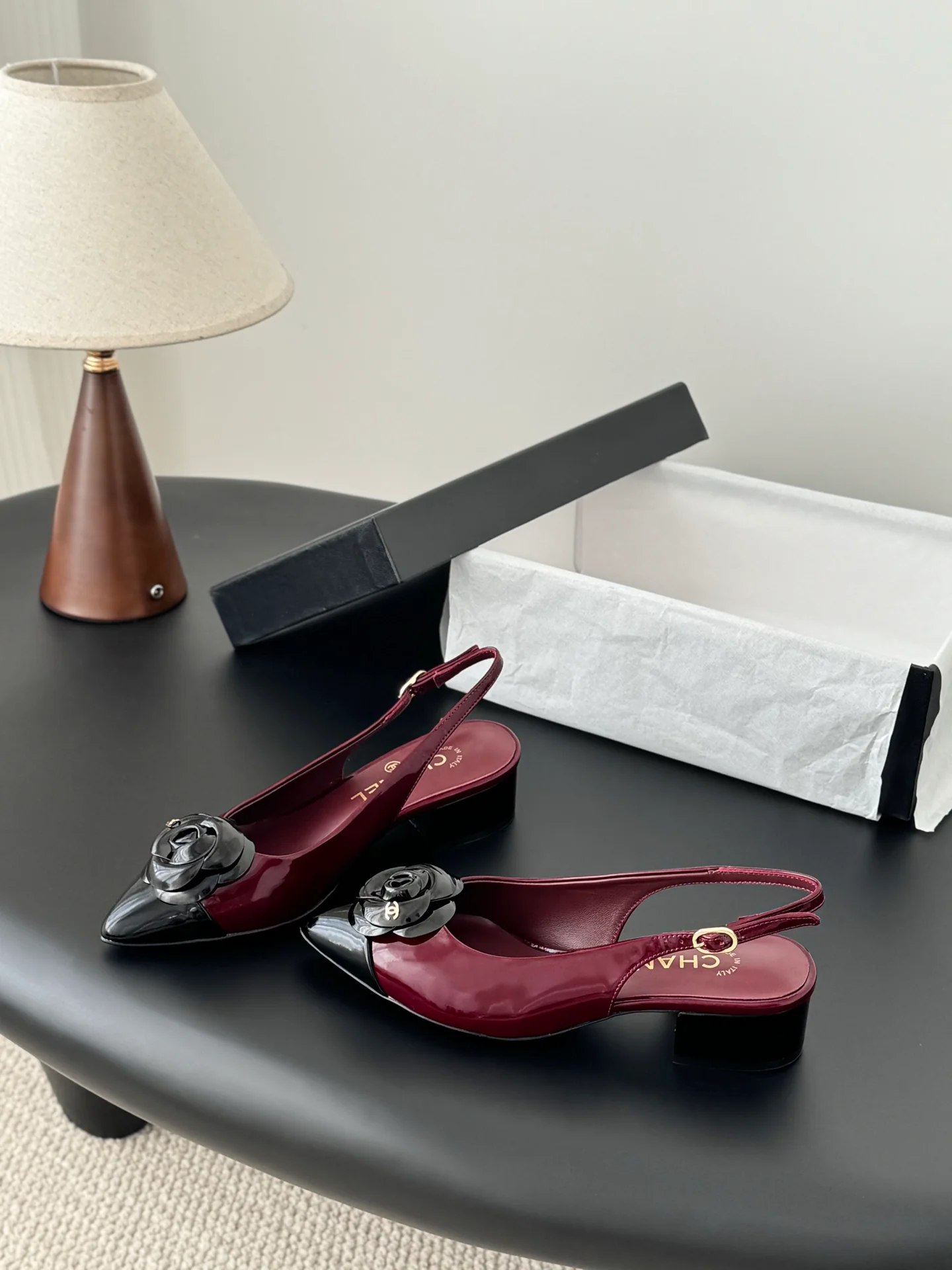 Chan 26ss slingback flats