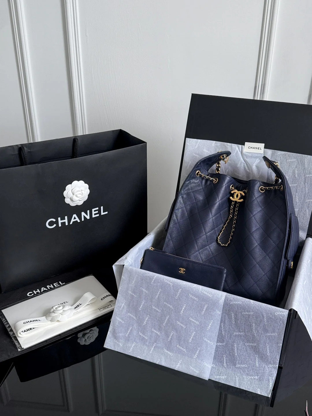 Chan 25A hobo bags