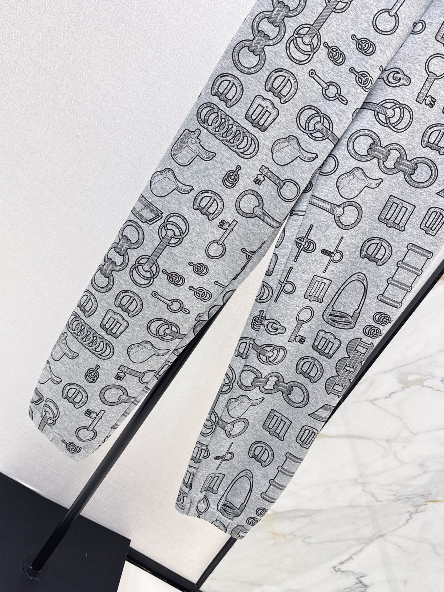 Her 26fw casual print pants