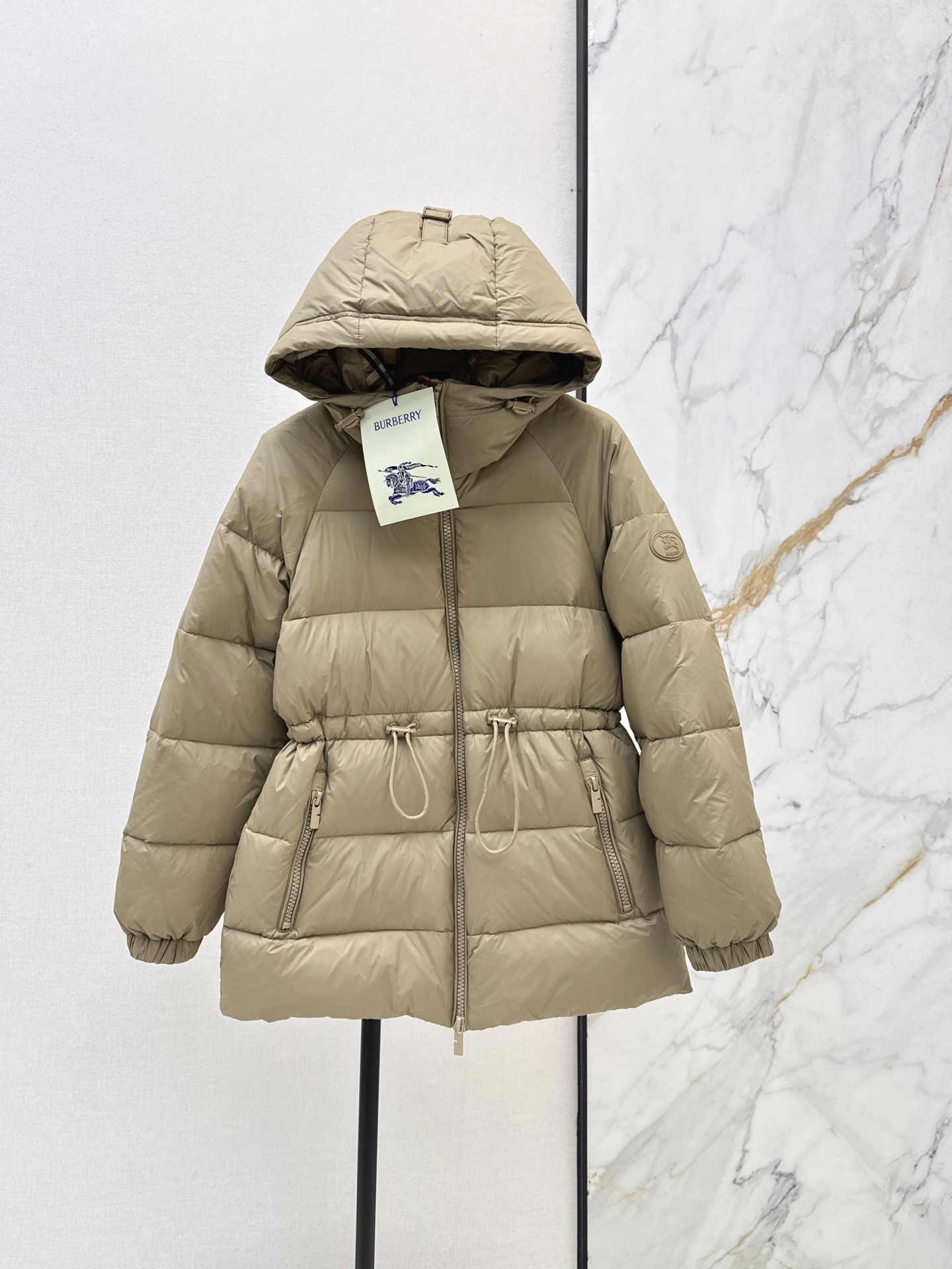 Bur 26fw hooded drawstring down jacket