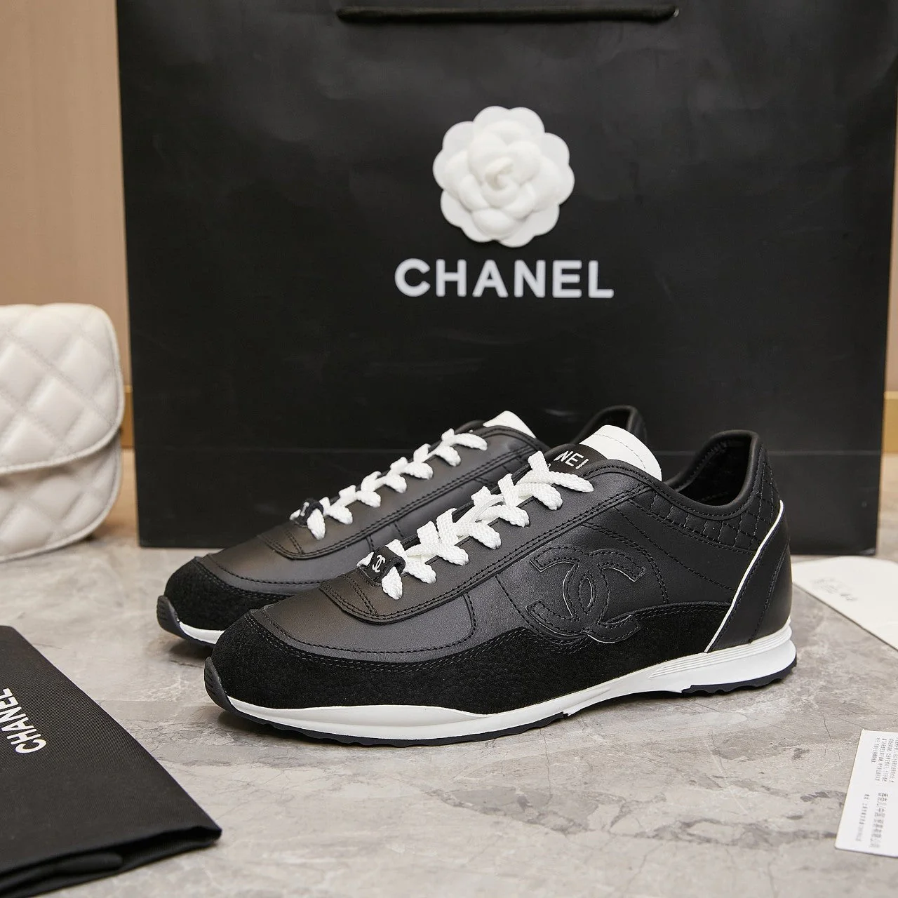 Ch sneakers