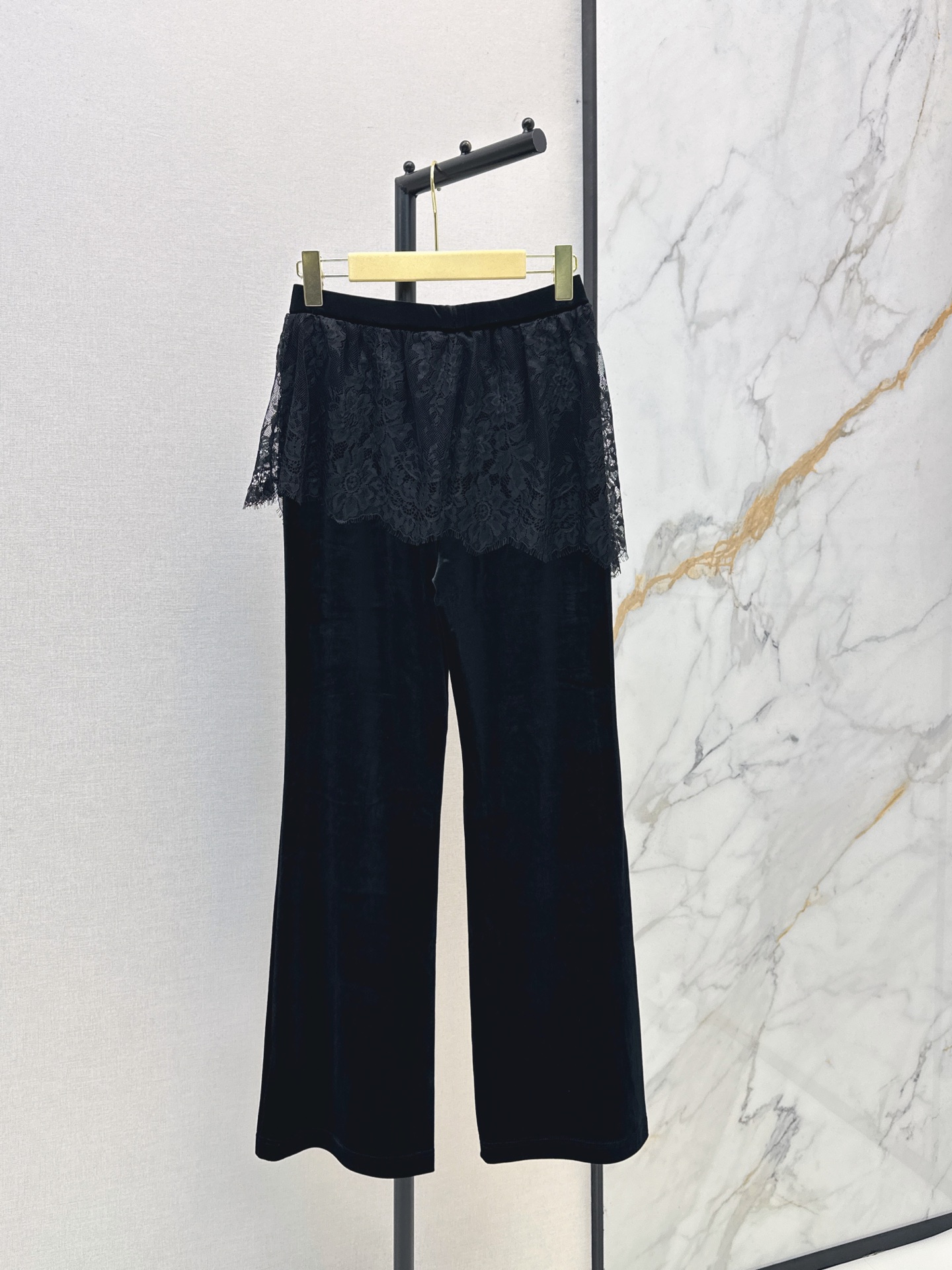 Miu 26fw lace-overlay velvet flared pants
