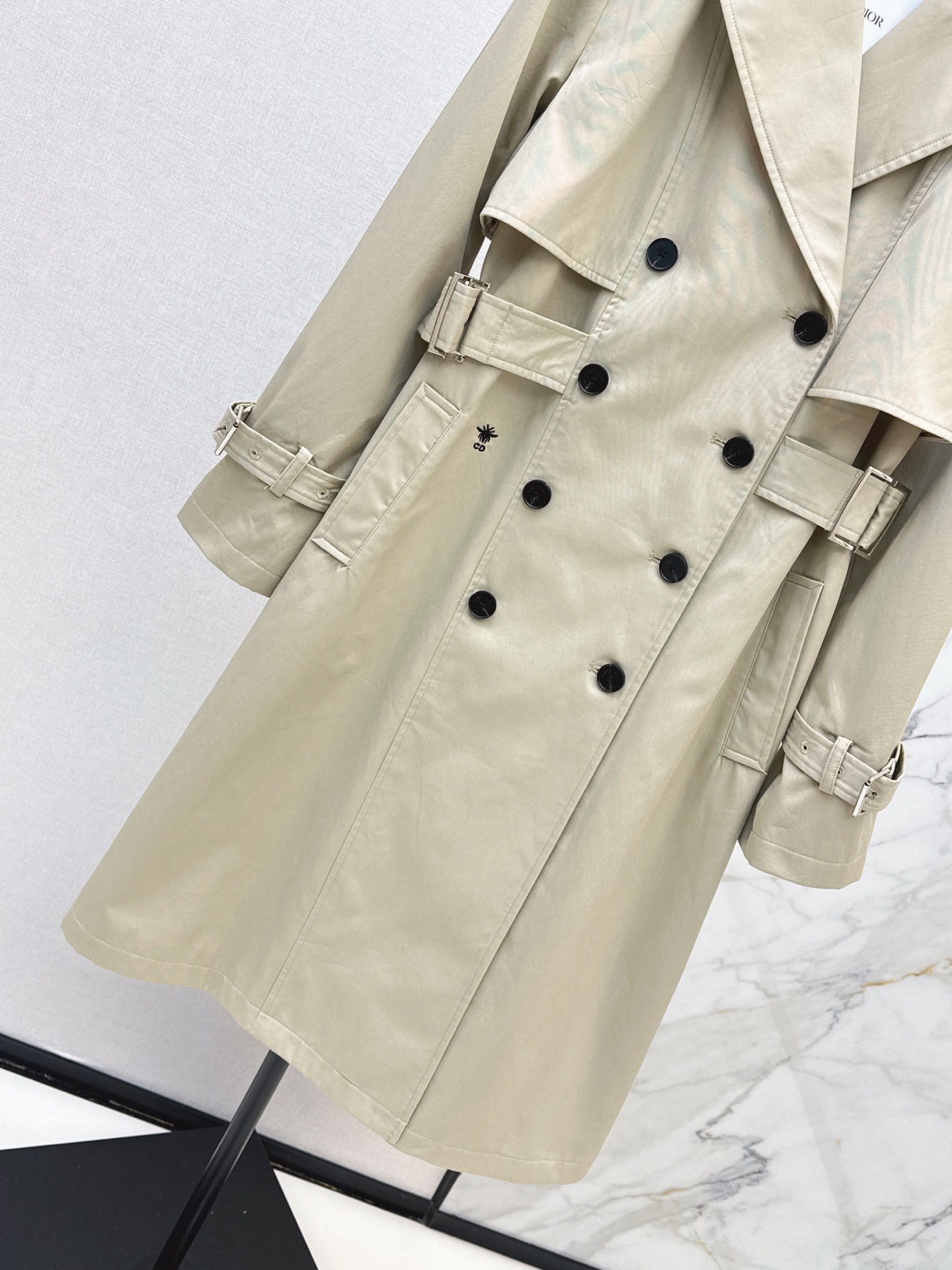 CD 26fw trench coats
