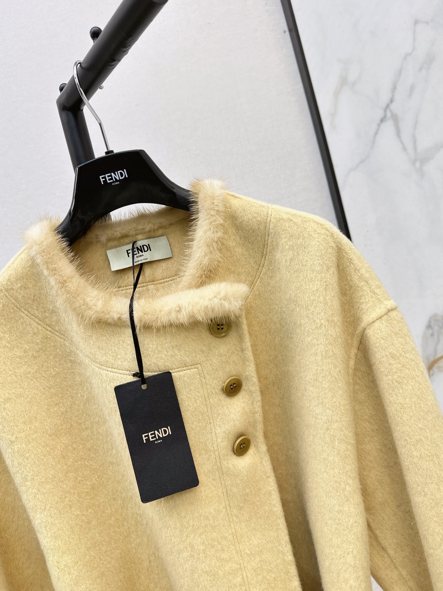 Fen 26fw fur-trim cropped belted overcoats