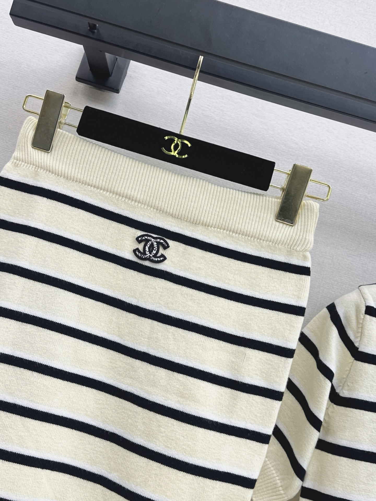 Chan 26fw stripe knit sweater skirt sets