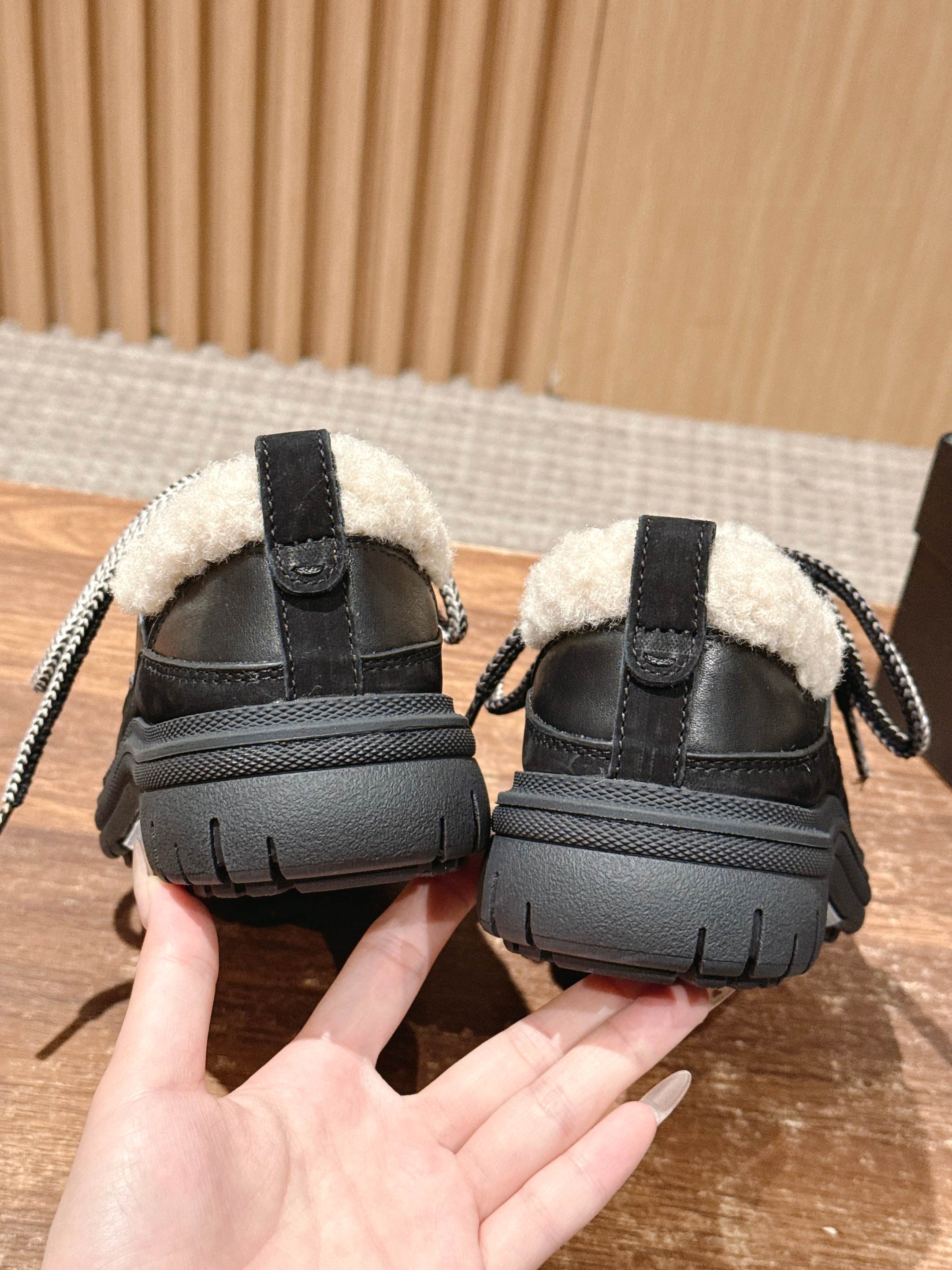 Chan 25fw sneaker