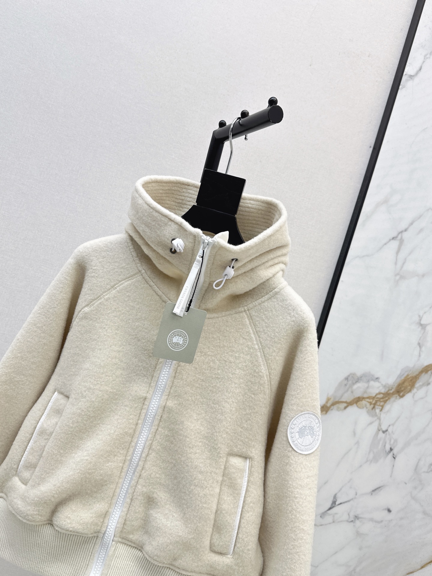 Can 26fw hooded jacket