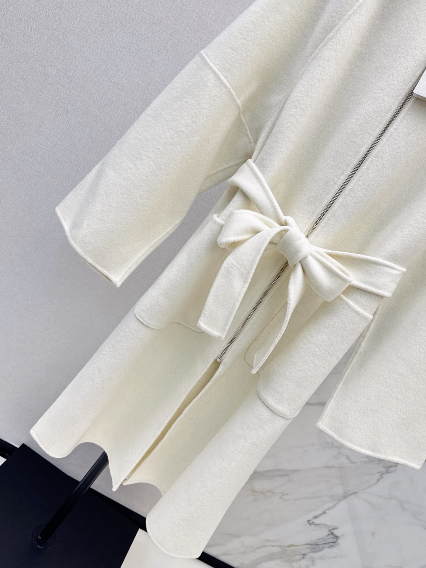 Her 26fw woolen overcoats