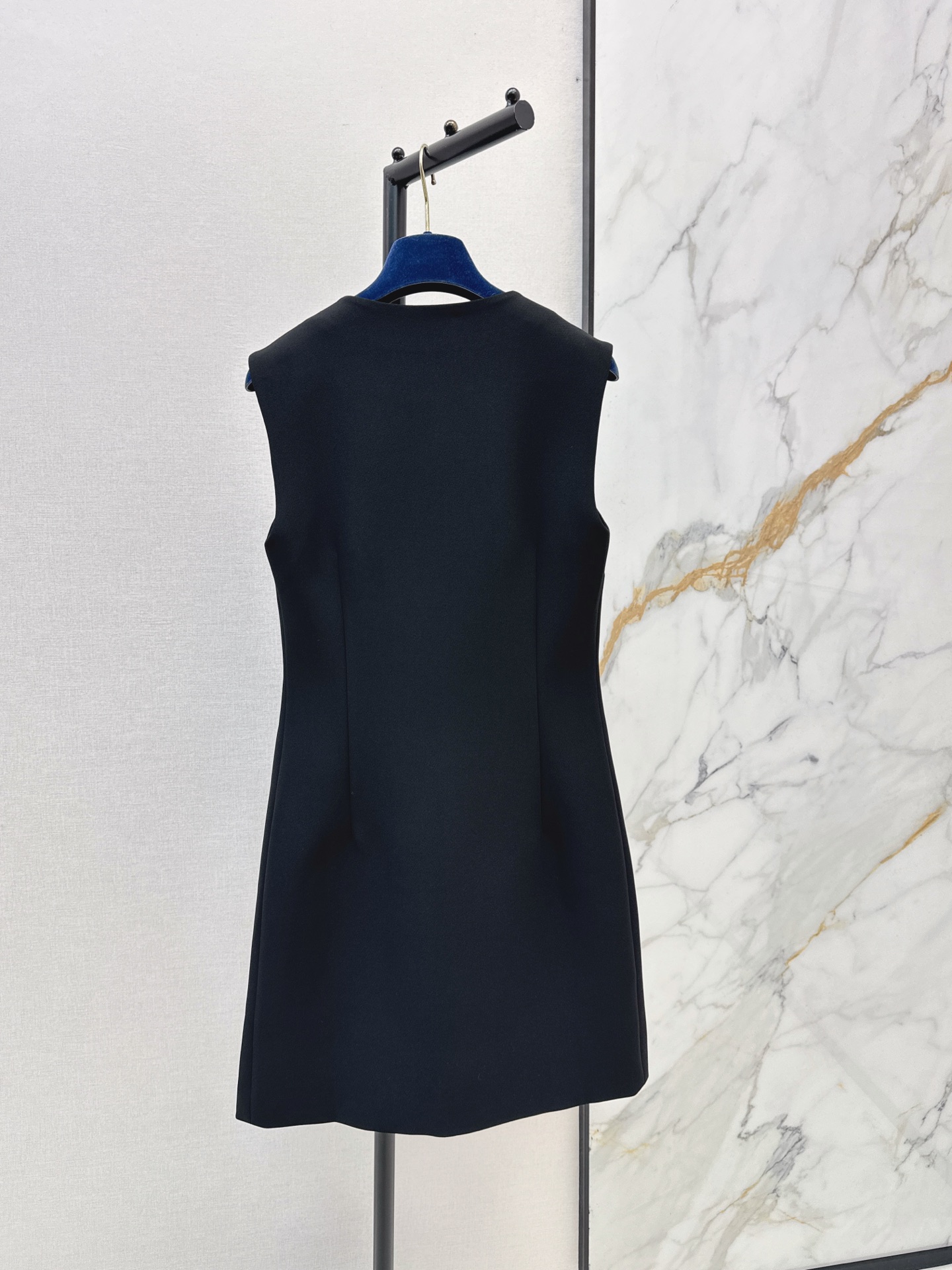 Loui 26fw sleeveless zip-up dress