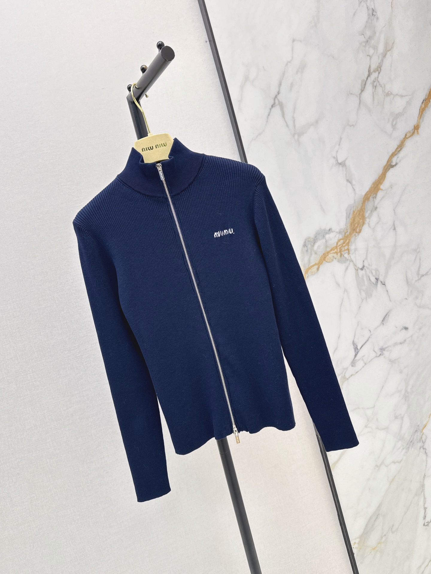 Miu 26fw zipper knit cardigan