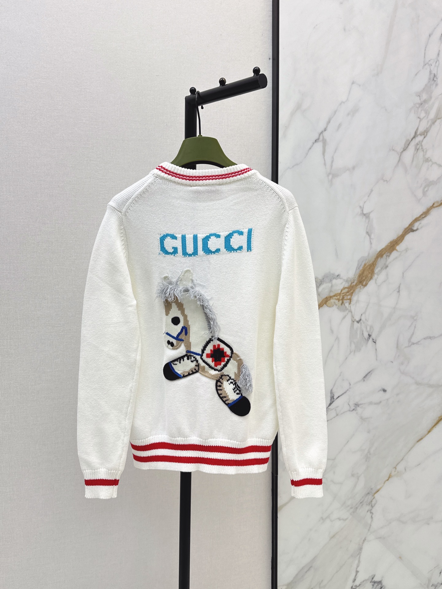 Guc 26fw jacquard knit cardigan