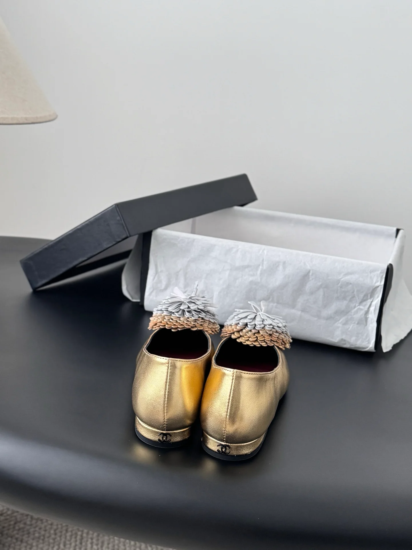 Chan 26ss flats