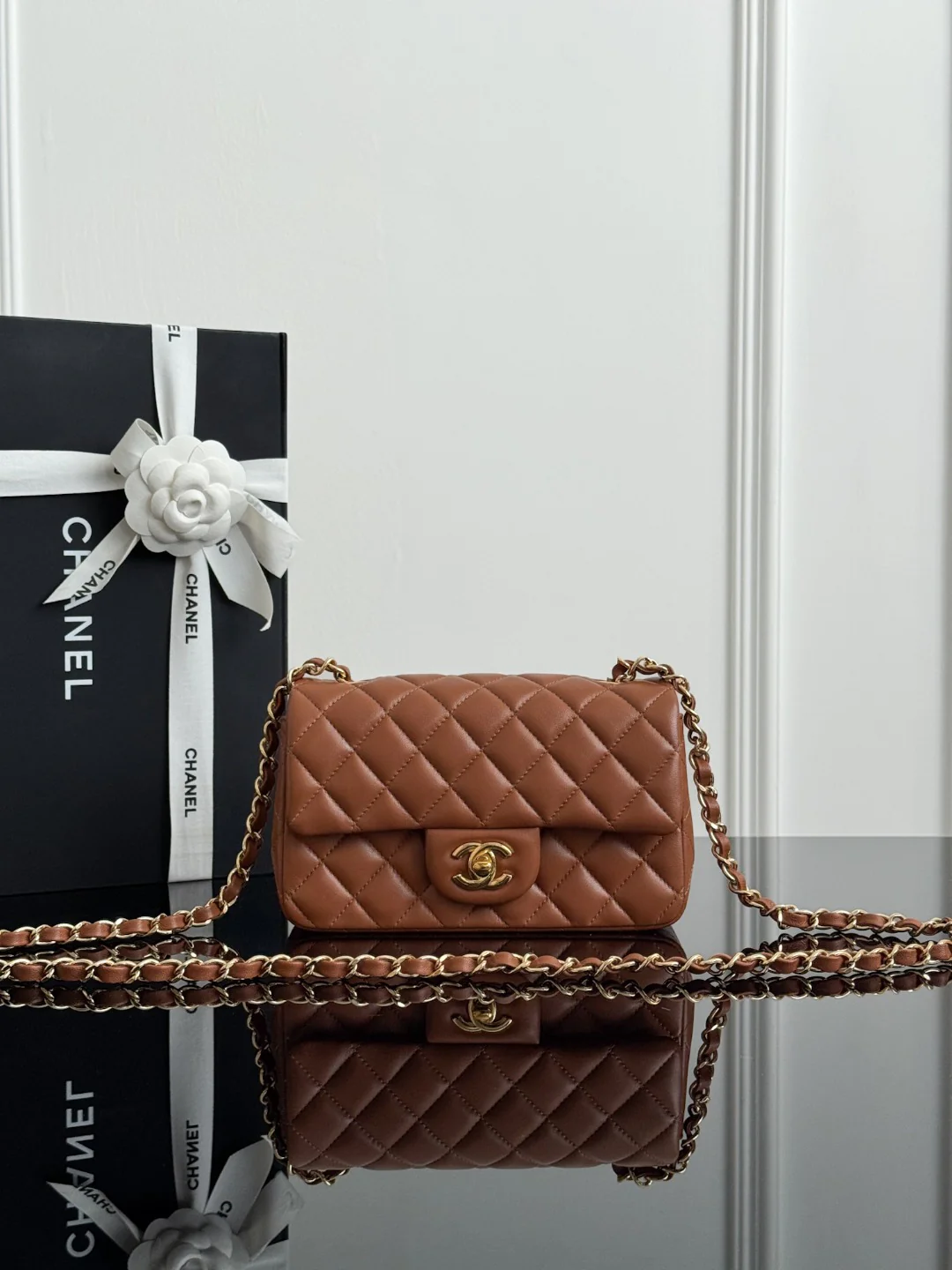 Chan cf20 chain shoulder bag