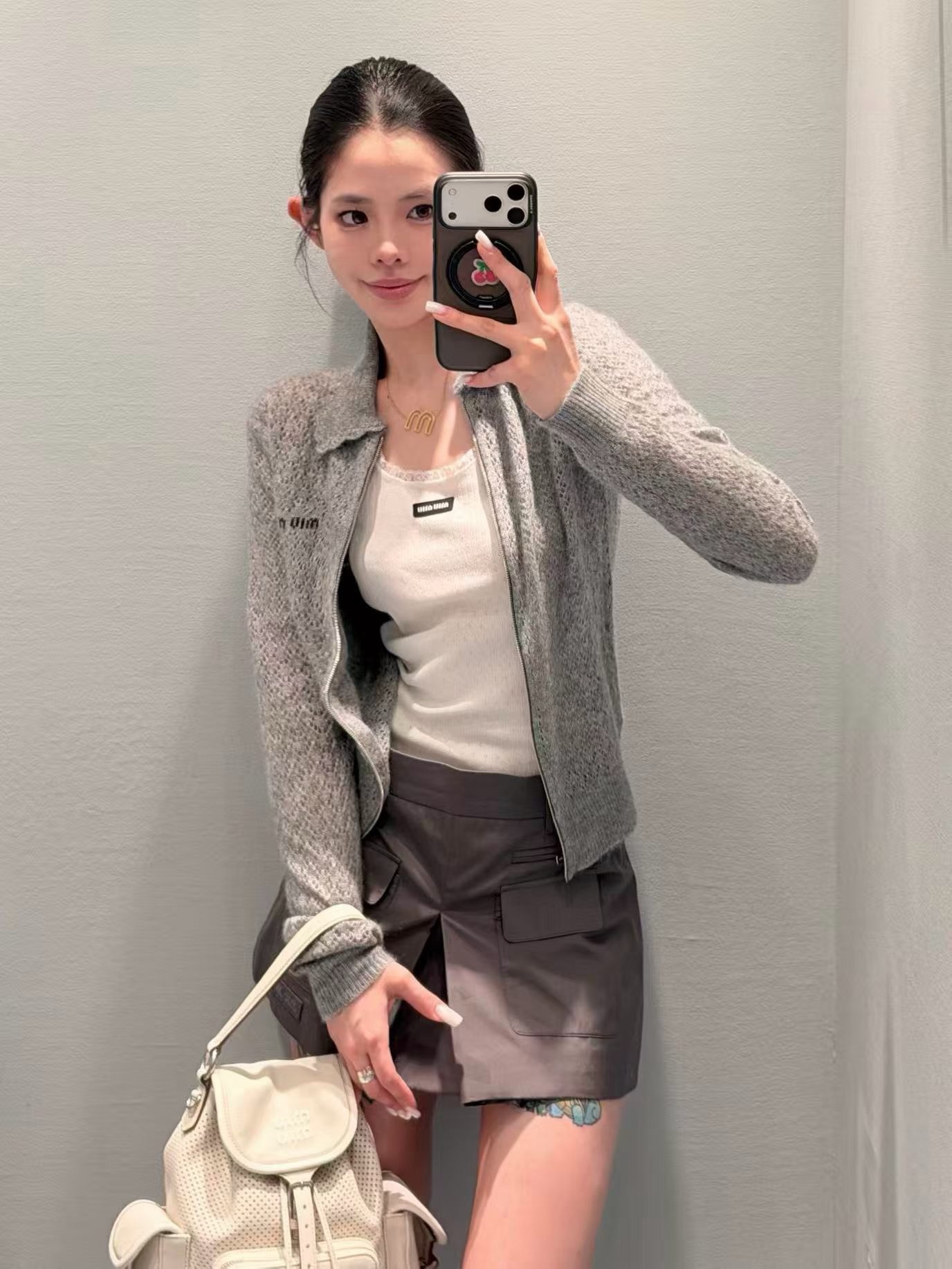 Miu 26fw knit zipper sweater