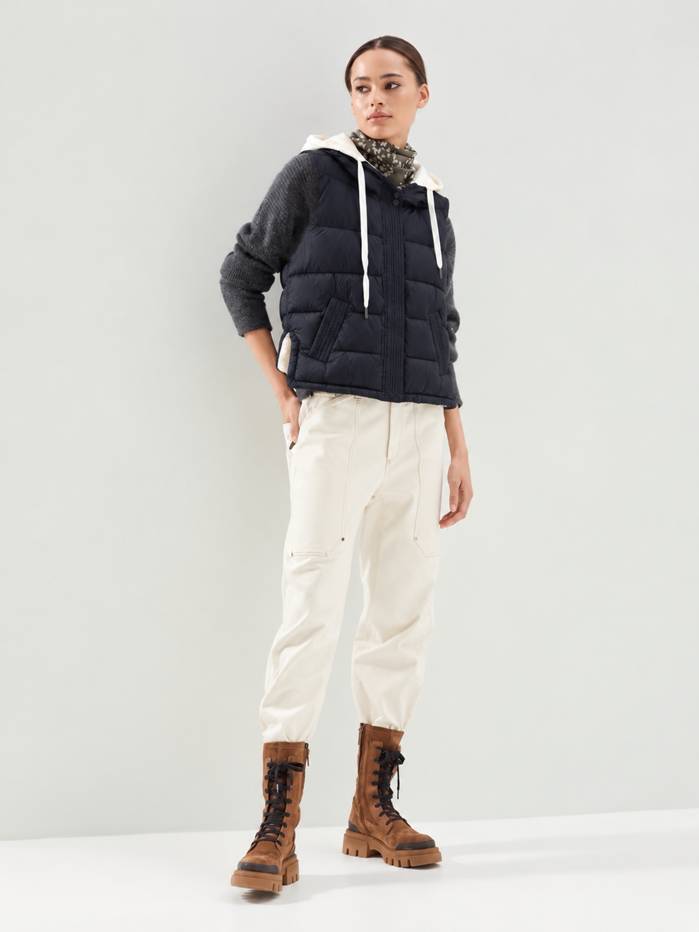 Brun 26fw hooded down vest