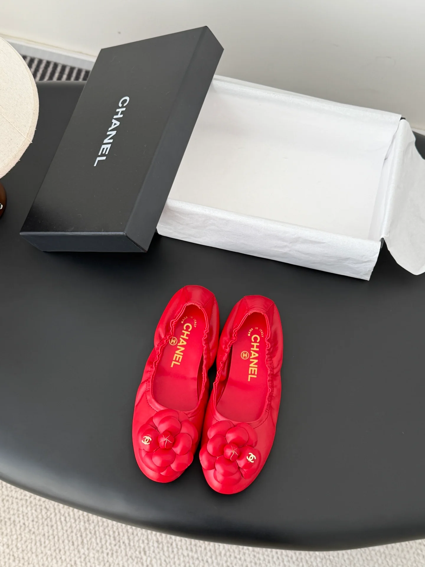 Chan 26K camellia flats