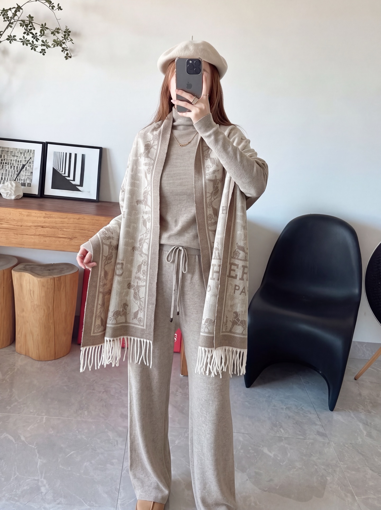 Her 26fw knit shawls basic tee pants sets
