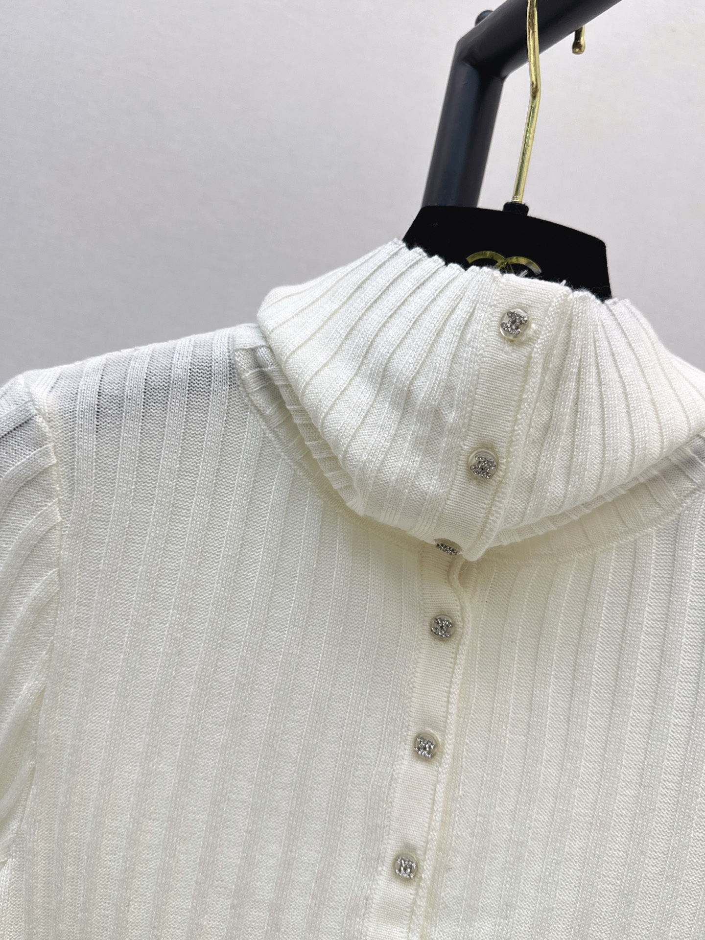 Chan 26fw slim-fit stand collar knitwear