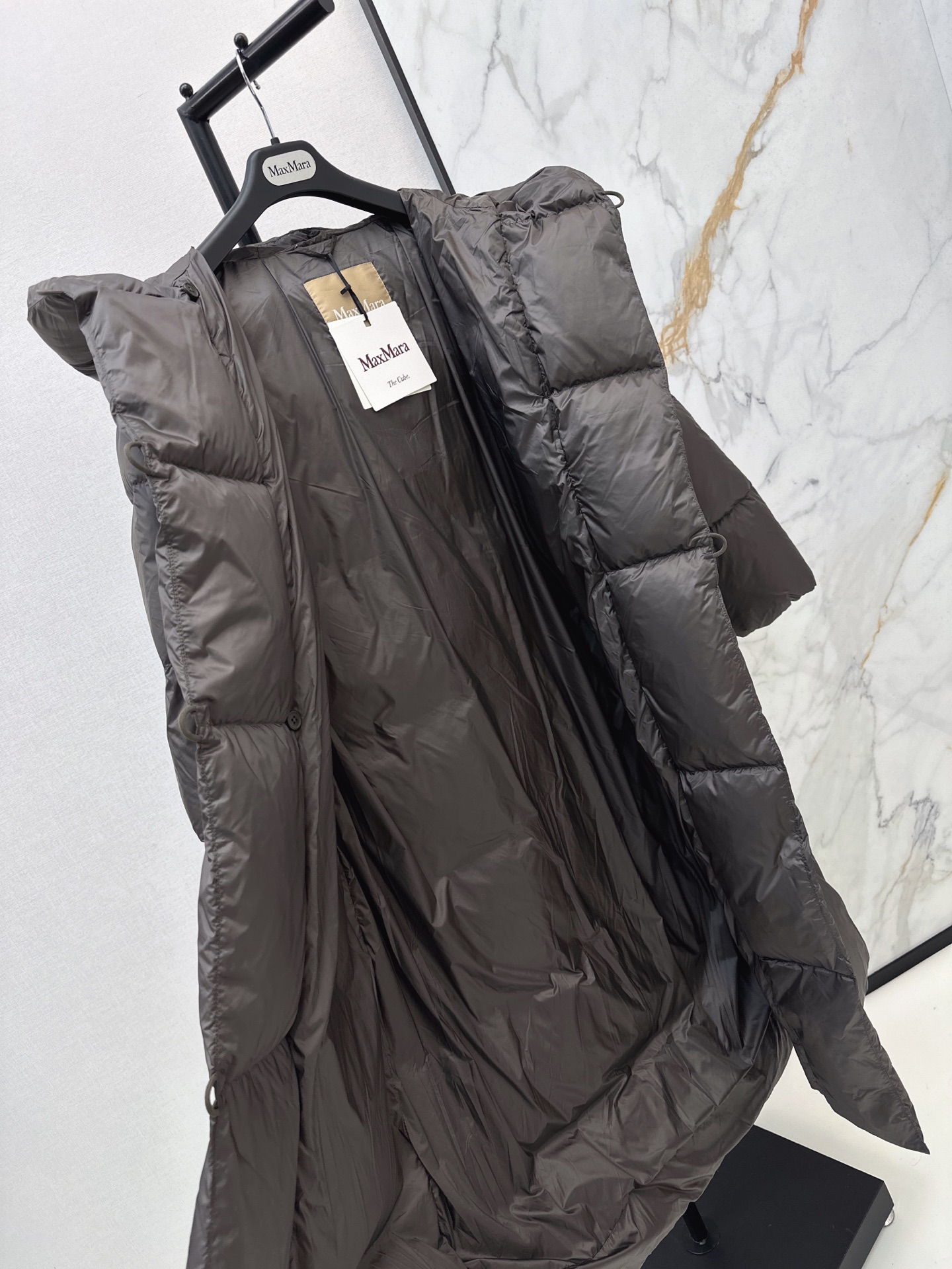 Max 26fw long hooded down jacket
