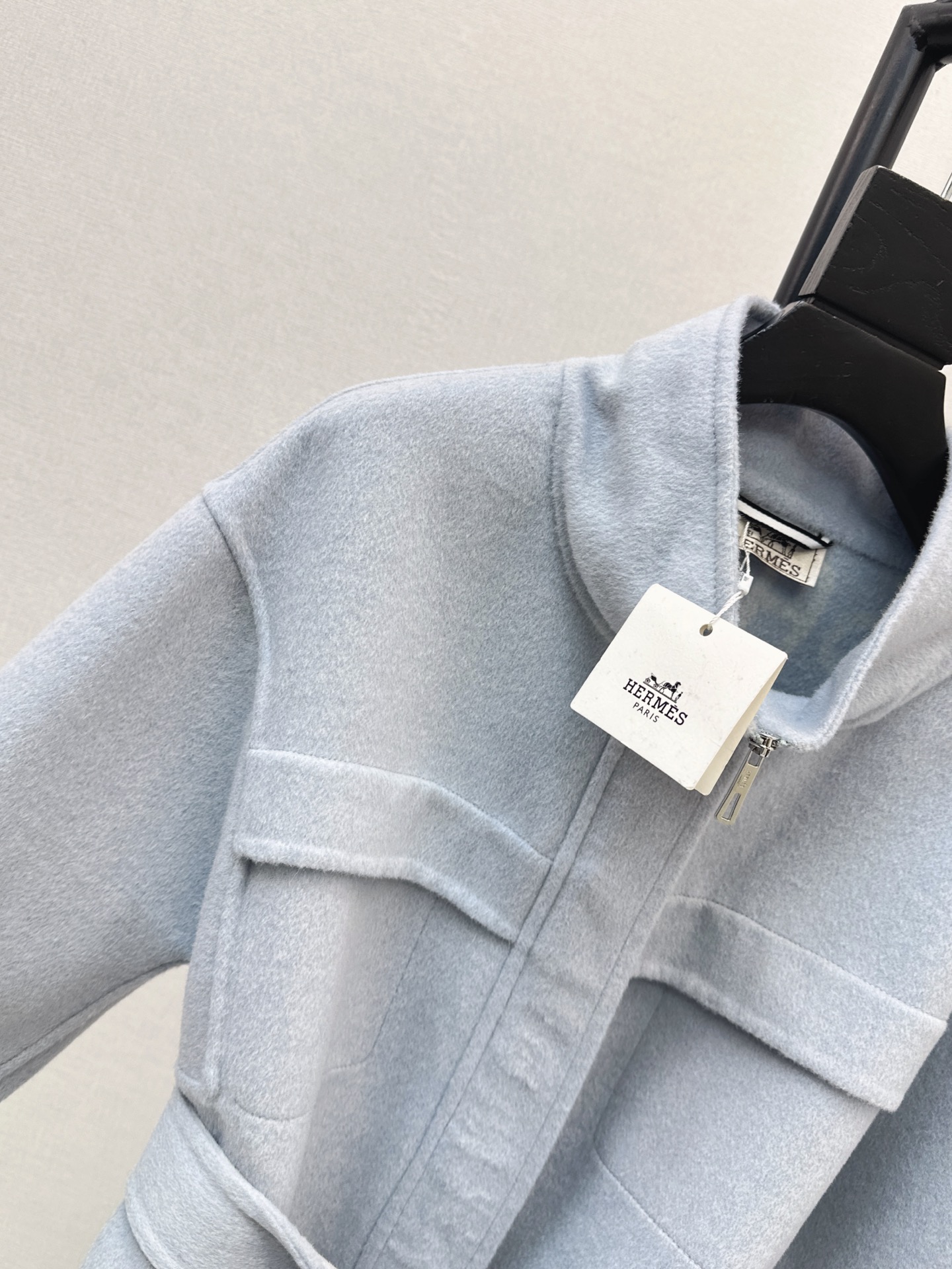 Her 26fw cashmere belted jacket
