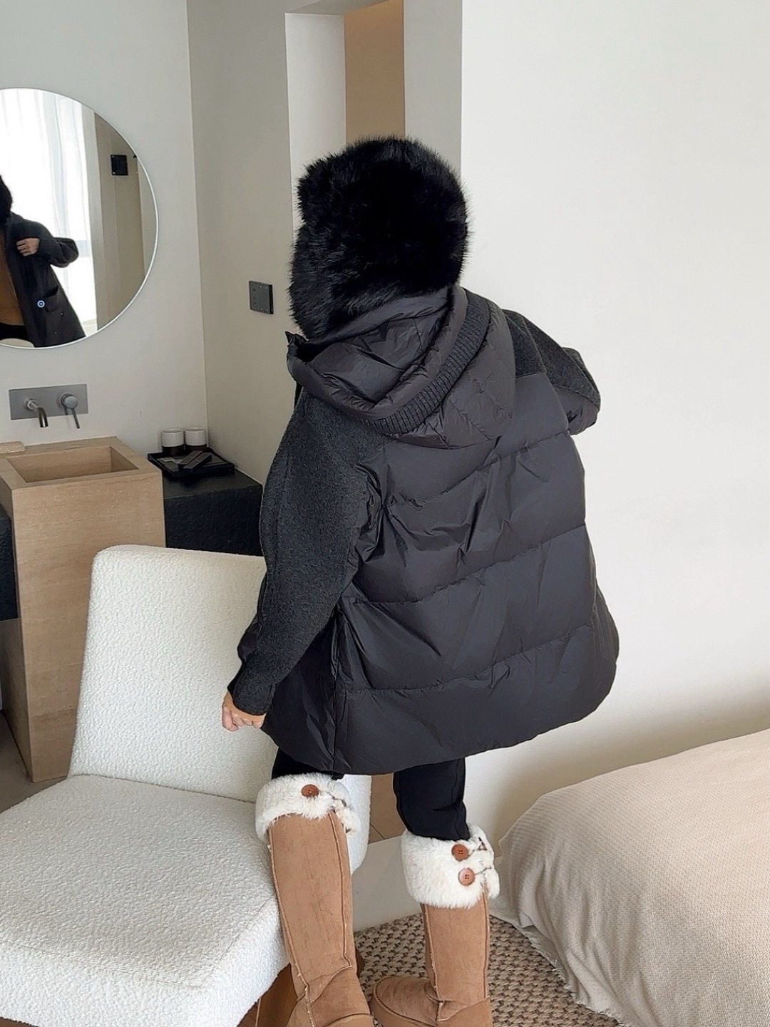 Max 26fw knit contract hooded down jacket