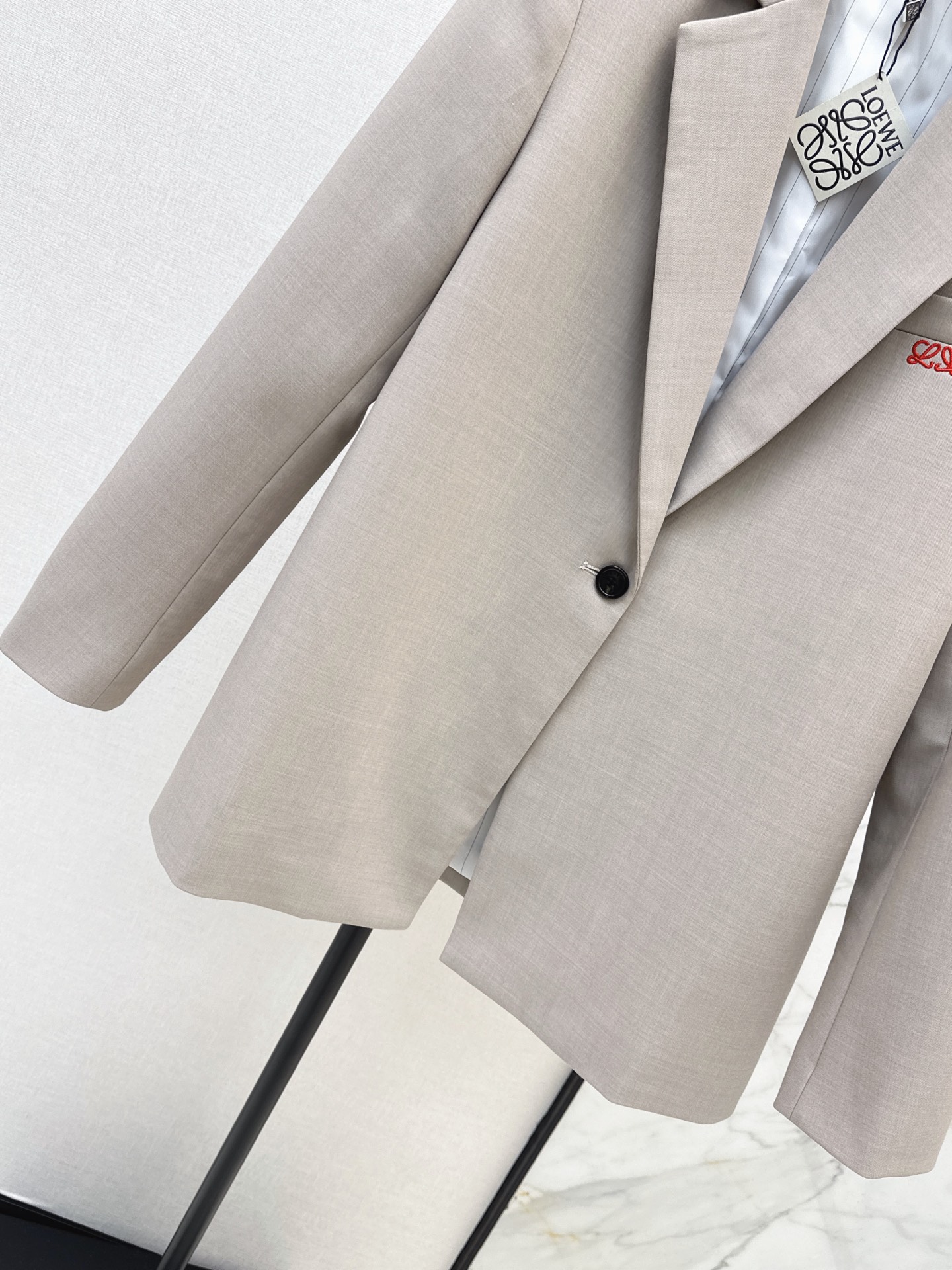 Loe 26fw blazer