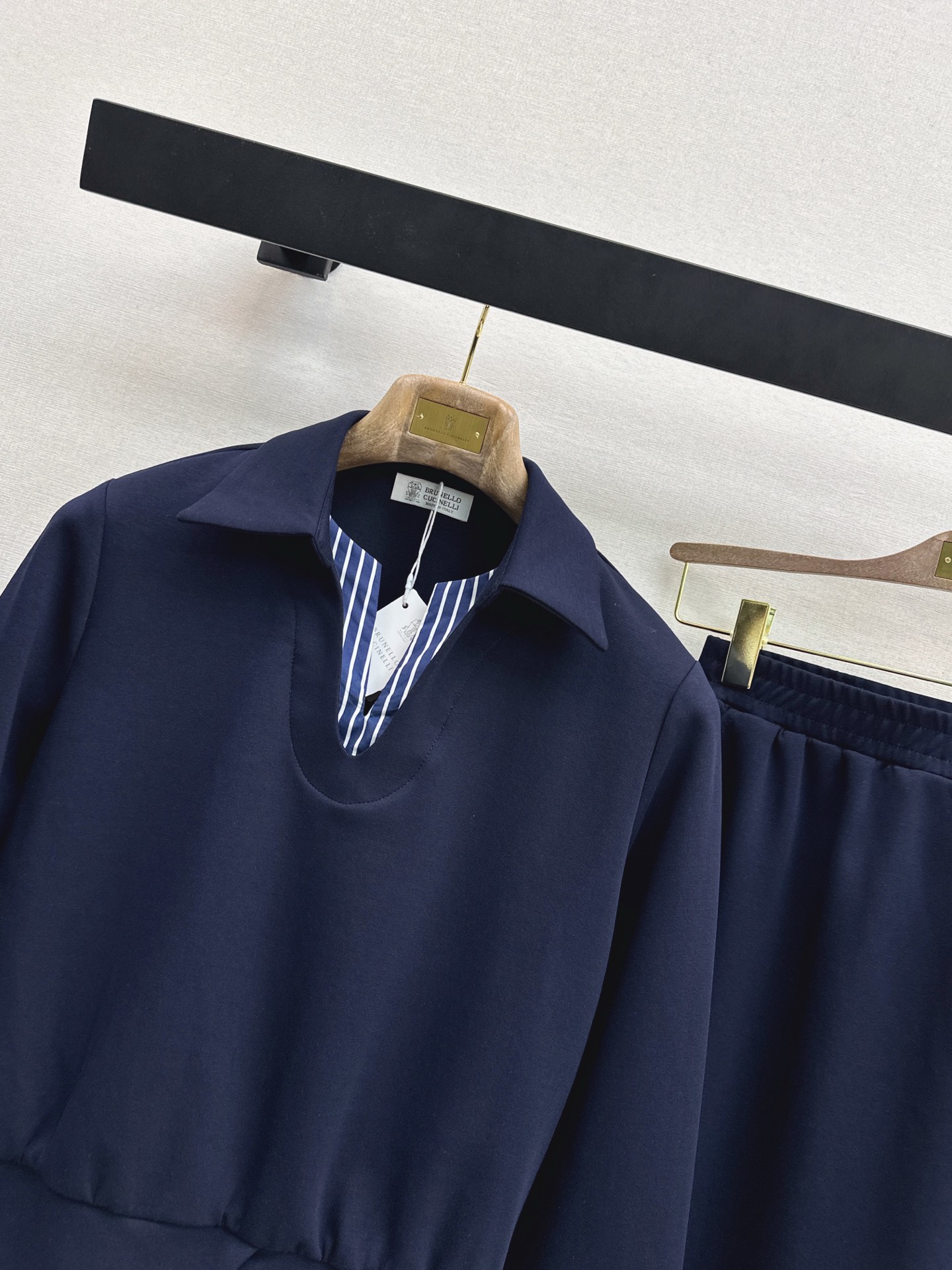 Brun 26fw contract stripe casual suit