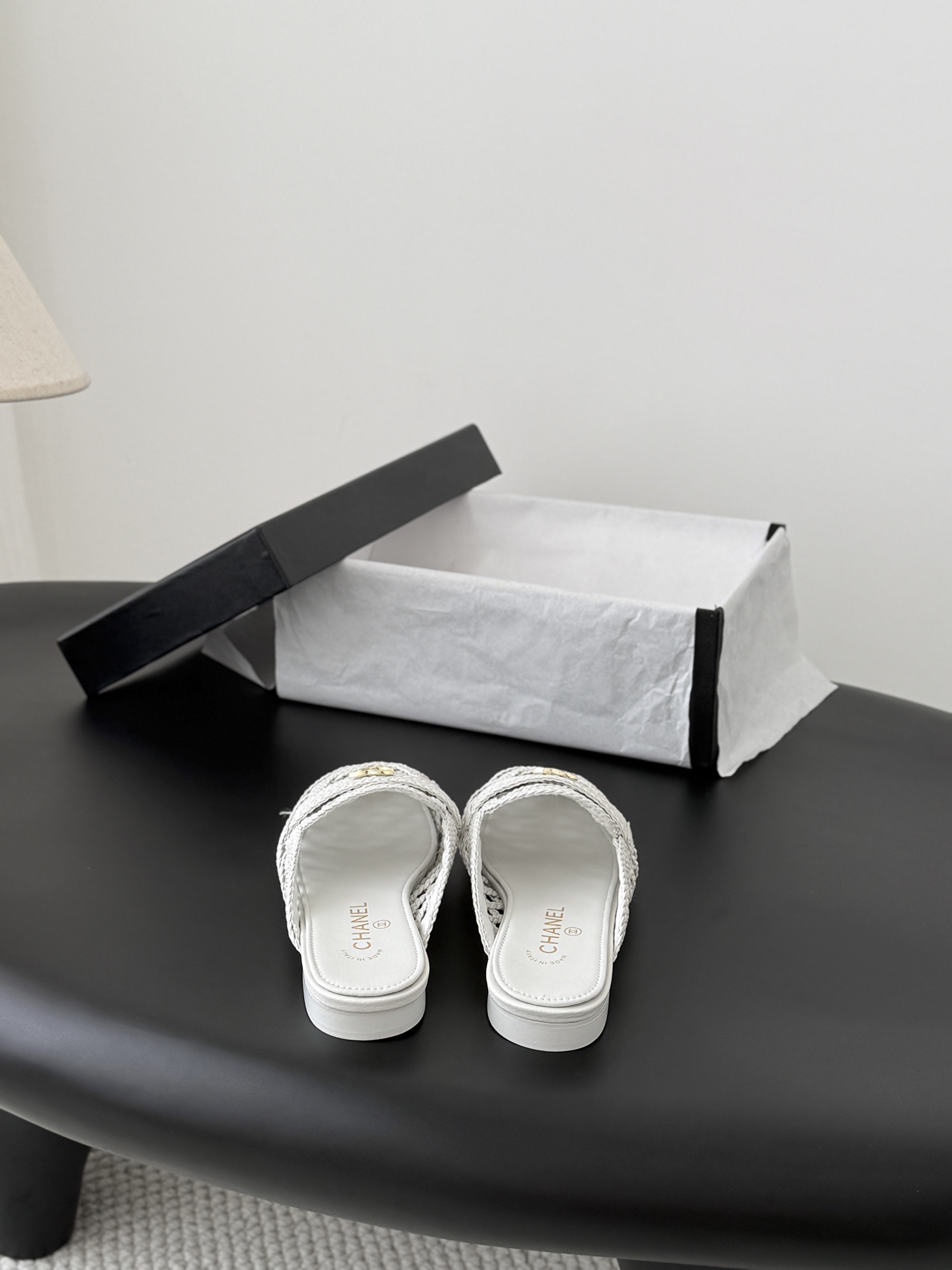 Chan 26ss woven slippers