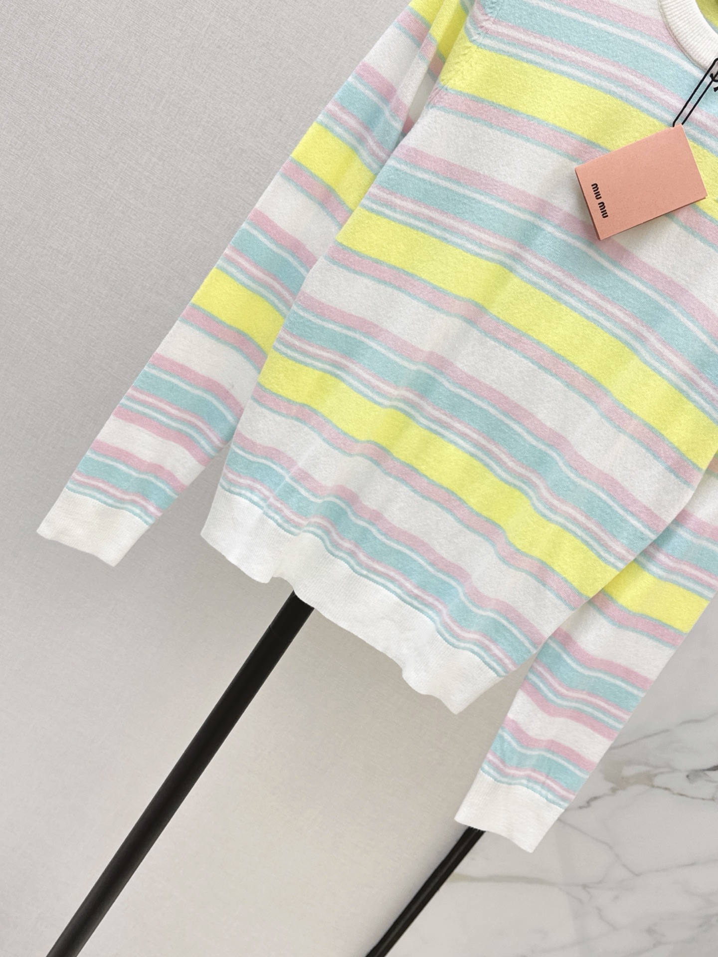 Miu 26fw stripe sweater