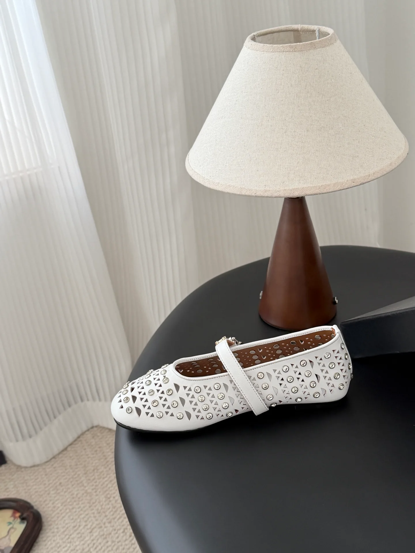 Chan 26ss mary jane hollow rhinestone shoes