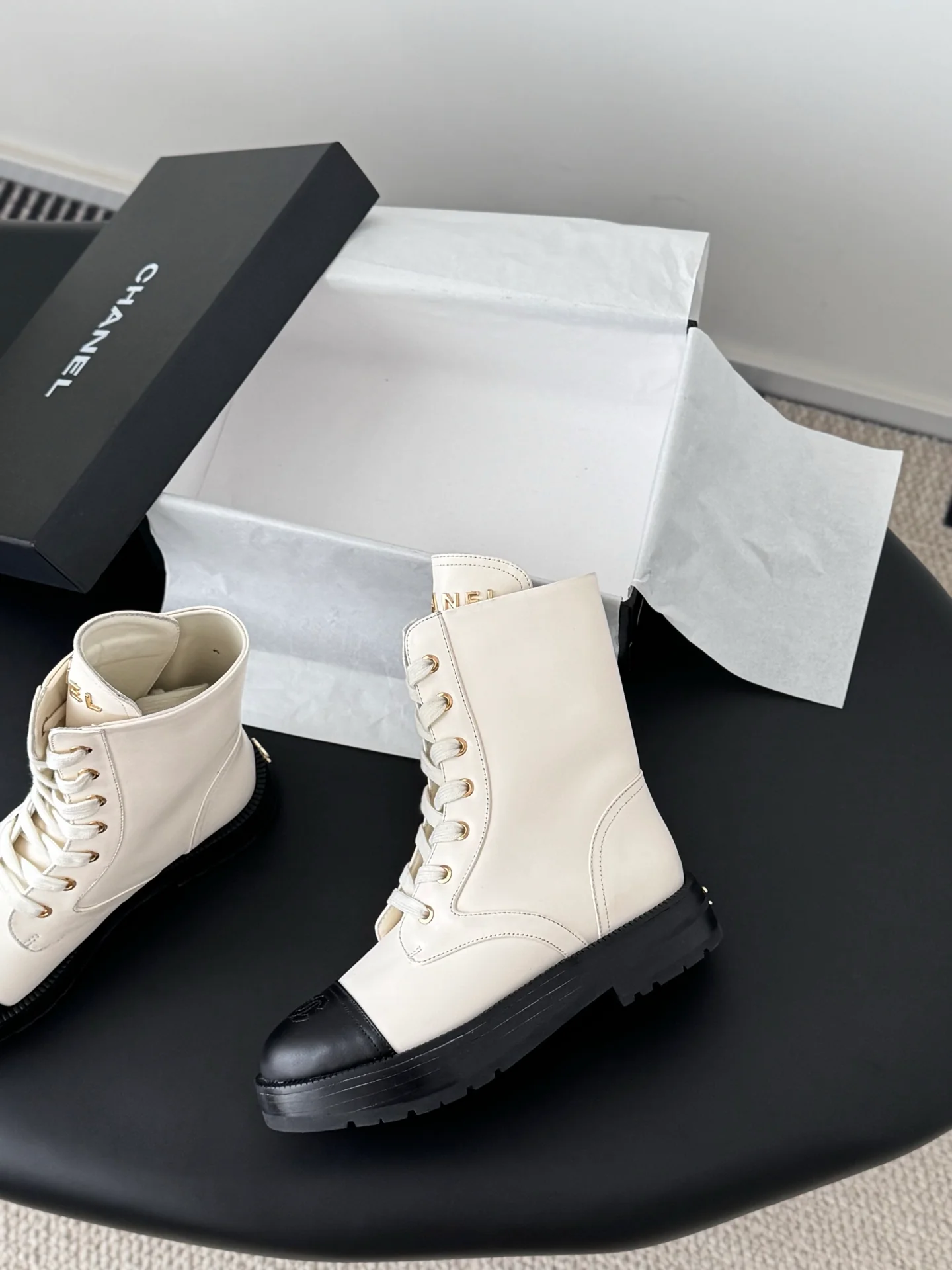 Chan 25fw ankle boots