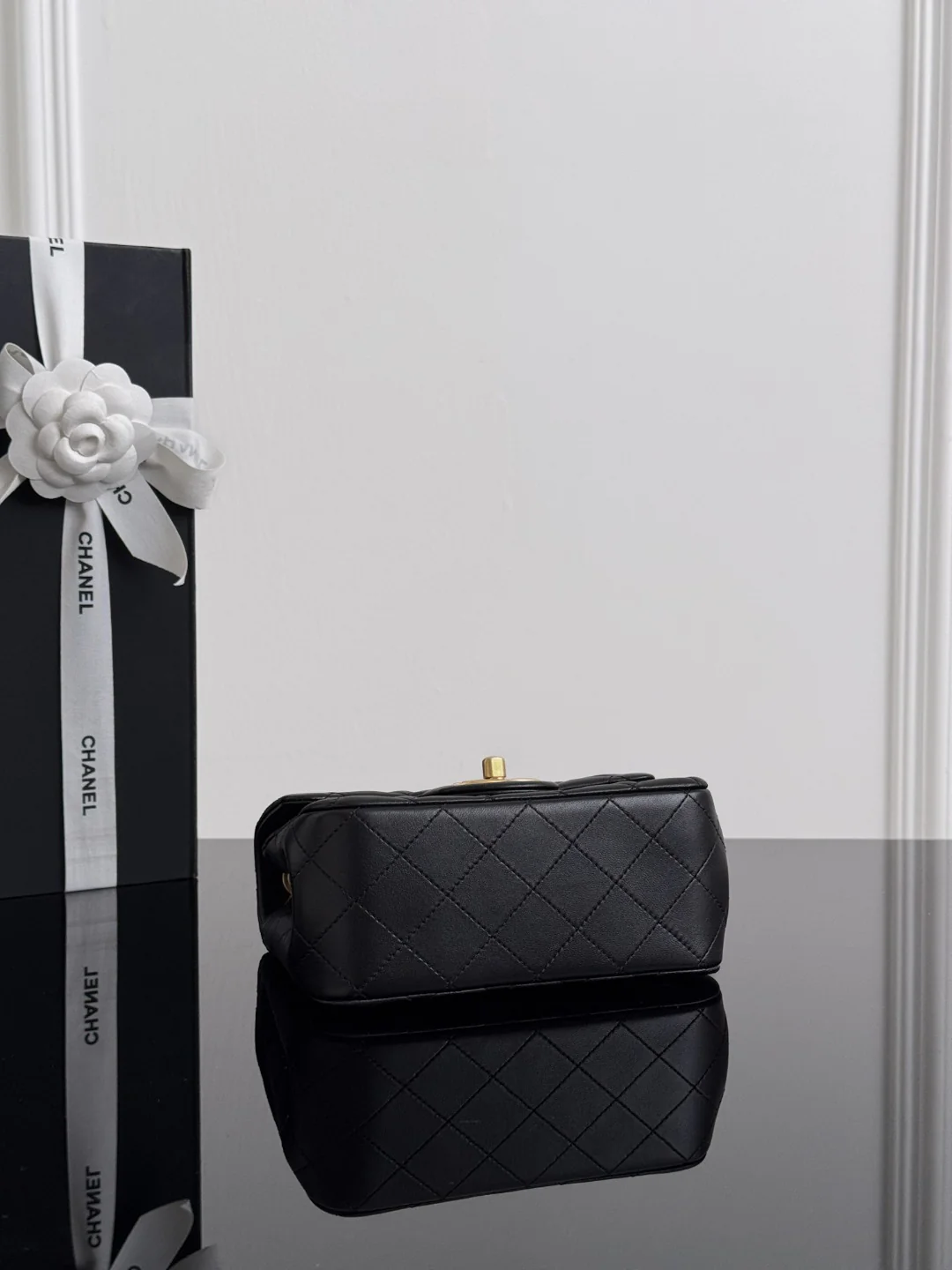 Chan cf18 chain shoulder bag