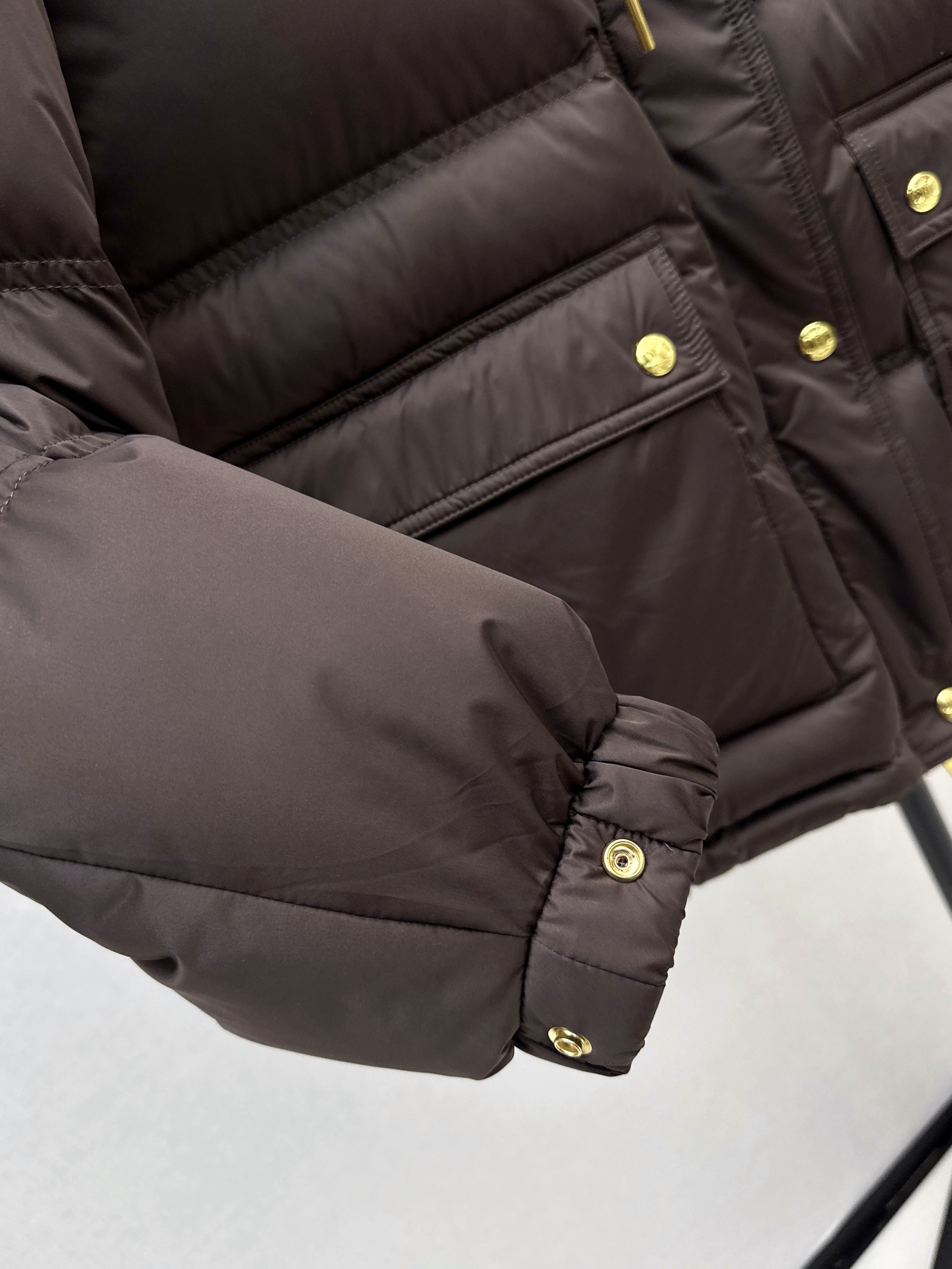 Celi 26fw hooded down jacket