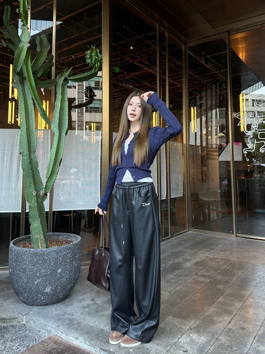 CD 26fw pu straight-leg pants